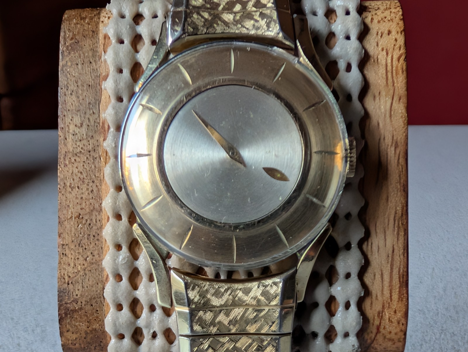DEFECTIVE c1950 UNIQUE 23J ELGIN FUTURA MYSTERY DIAL WATCHINOUT BOX PAPE G3D