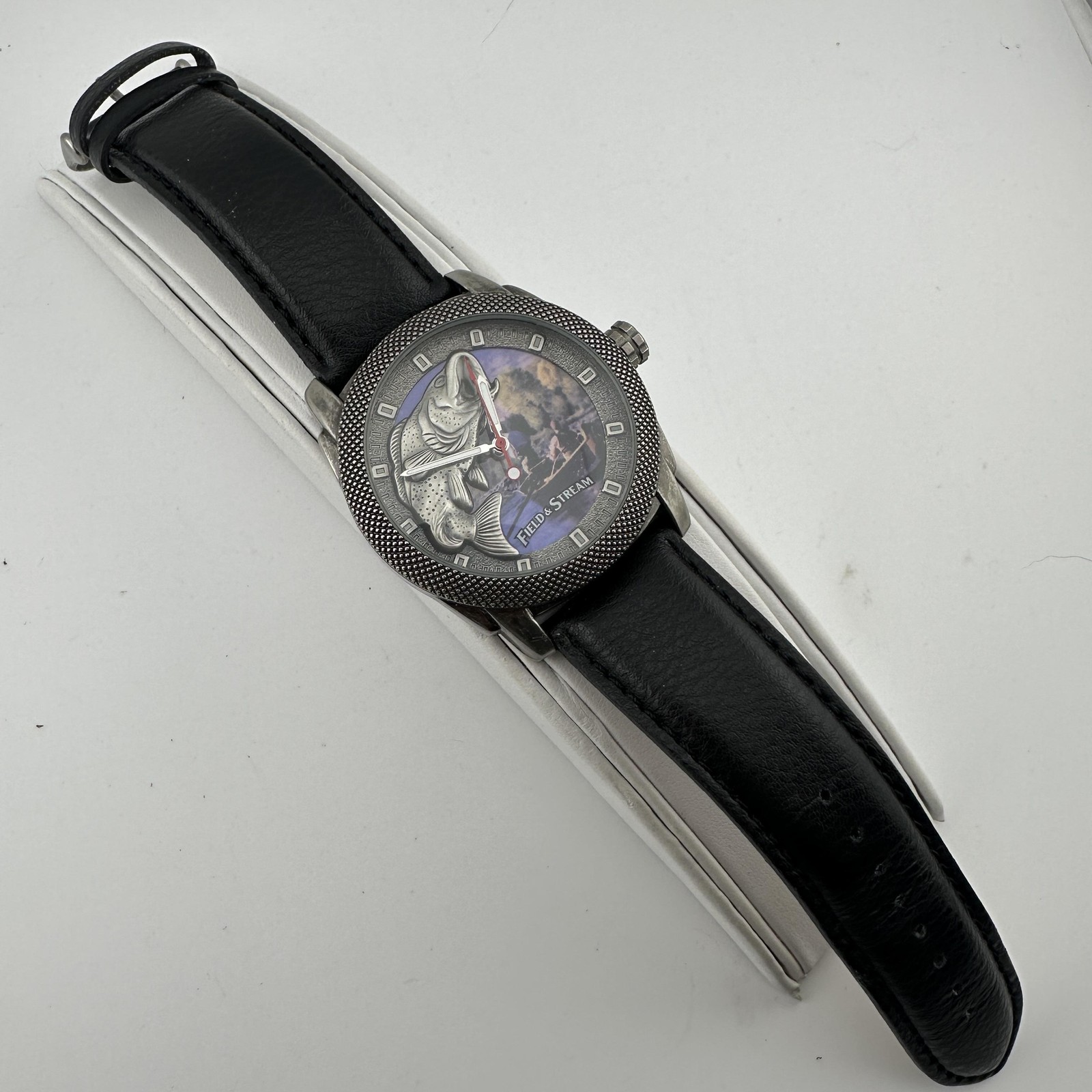 Field & Stream Mens Watch 45mm Multicolor Fish Dial Silver Case Black Leather