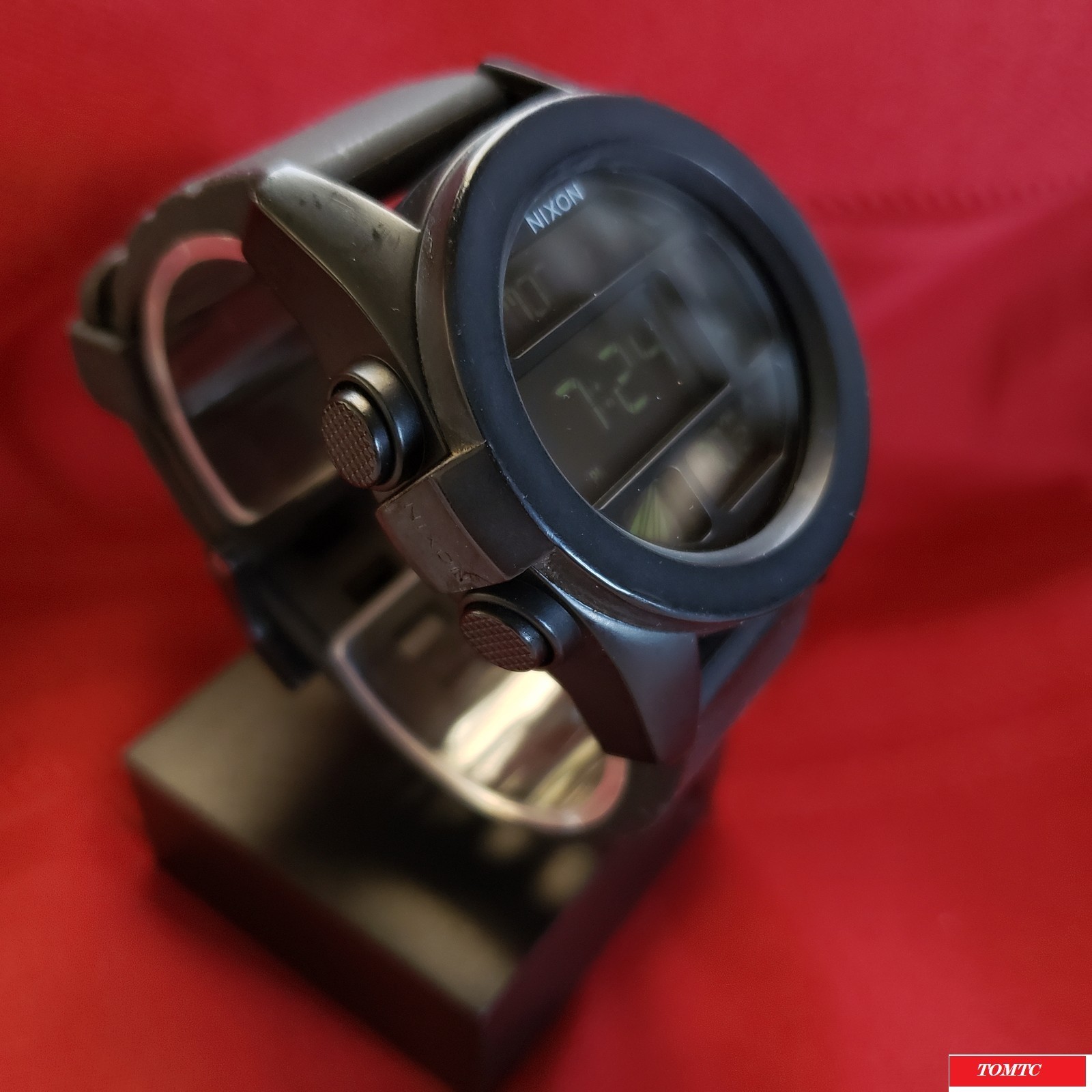 Nixon “The Unit” (Black) 100M Polycarbonate China Movement & Blacklight [11H]