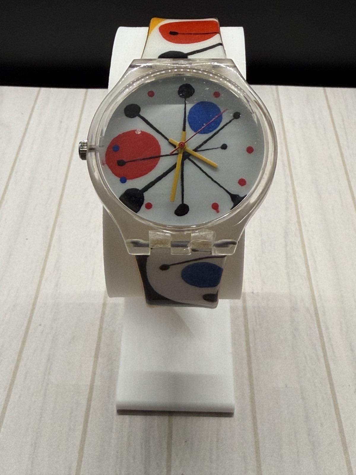 The Met – Alexander Calder Number 1 Textile Art Multi Color Watch