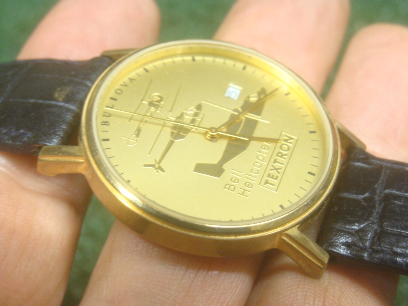 Bulova Bell Helicopter Textron 25 Year Service Watch 2011 – VERY NICE – new bat.