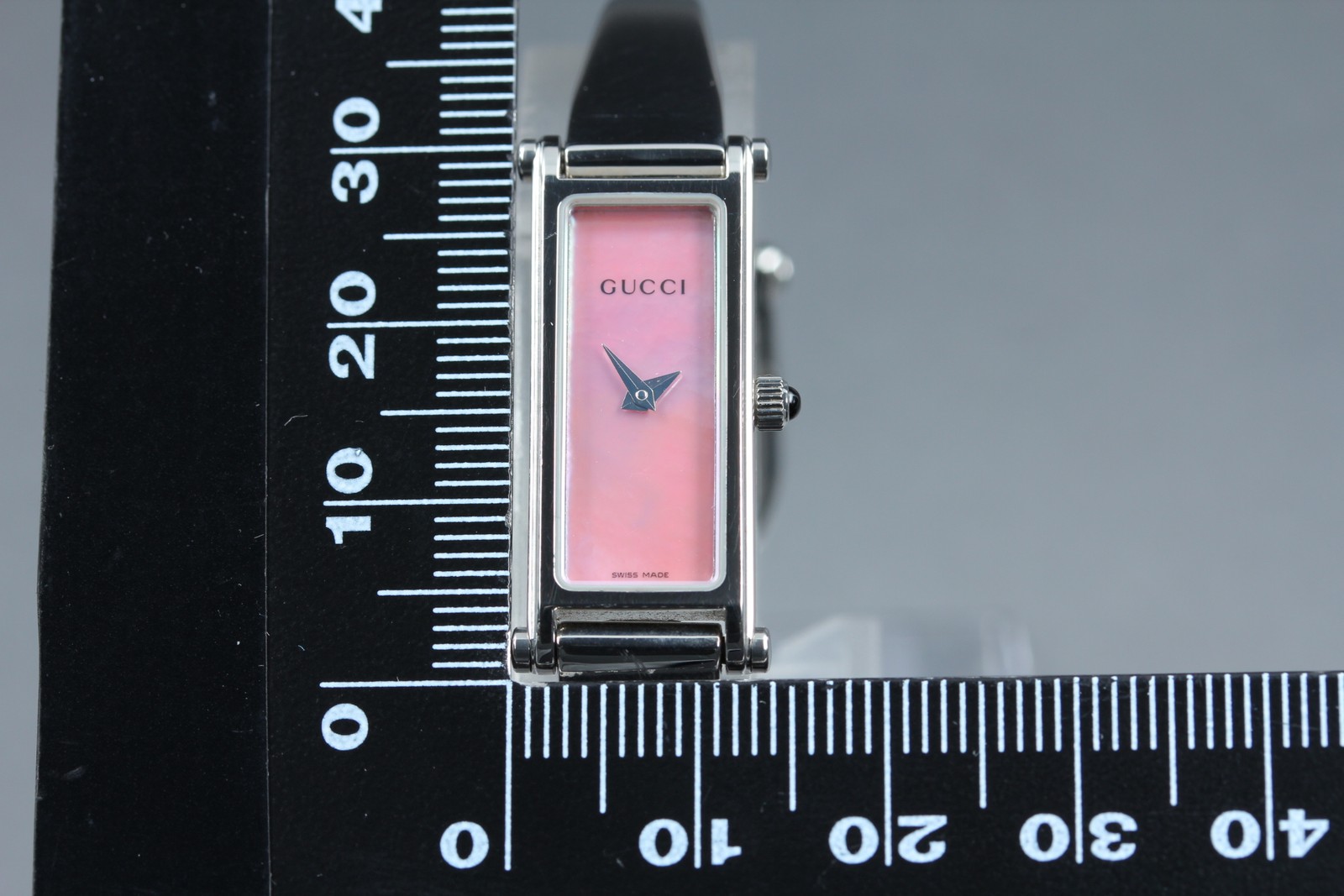 [Near MINT] GUCCI 1500L Silver 12mm Pink Shell Dial Quartz Women’s Watch