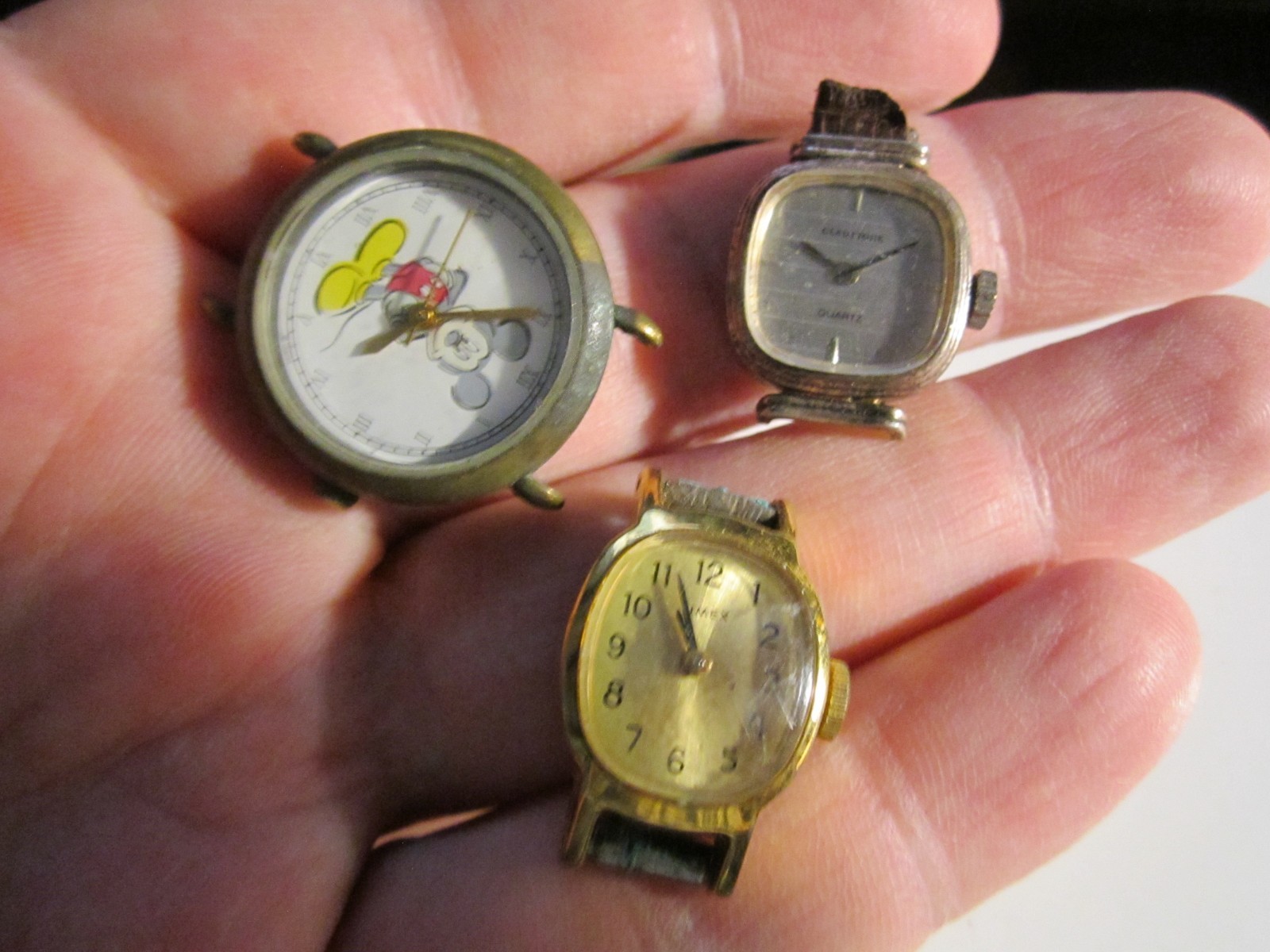 18 OLD WATCHES NO BANDS – MECHANICAL AND QUARTZ GREAT RESALE VALUE – OFC-R