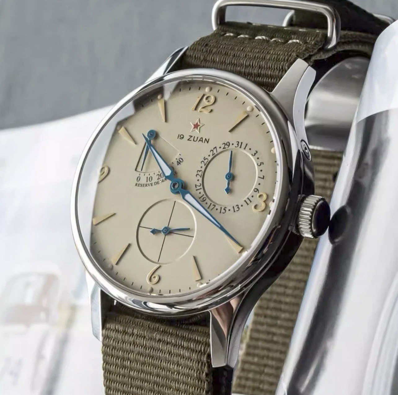 40mm Classic SEAGULL 1963 ST1780 Movement, Sapphire, Mechanical Champagne Dial