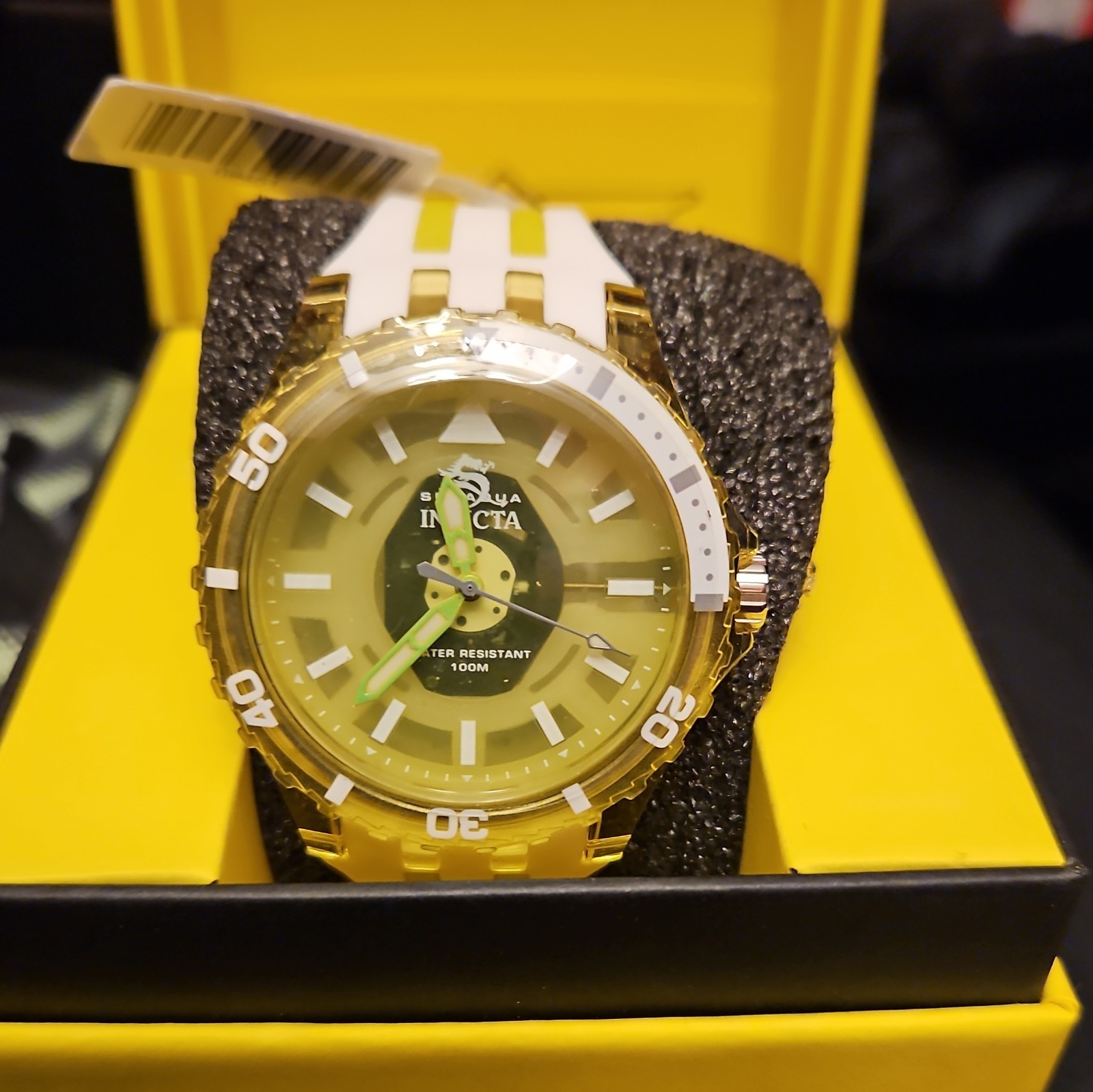 Invicta Subaqua Men’s Quartz 44mm Diver 100m White/Yellow Strap Watch Box