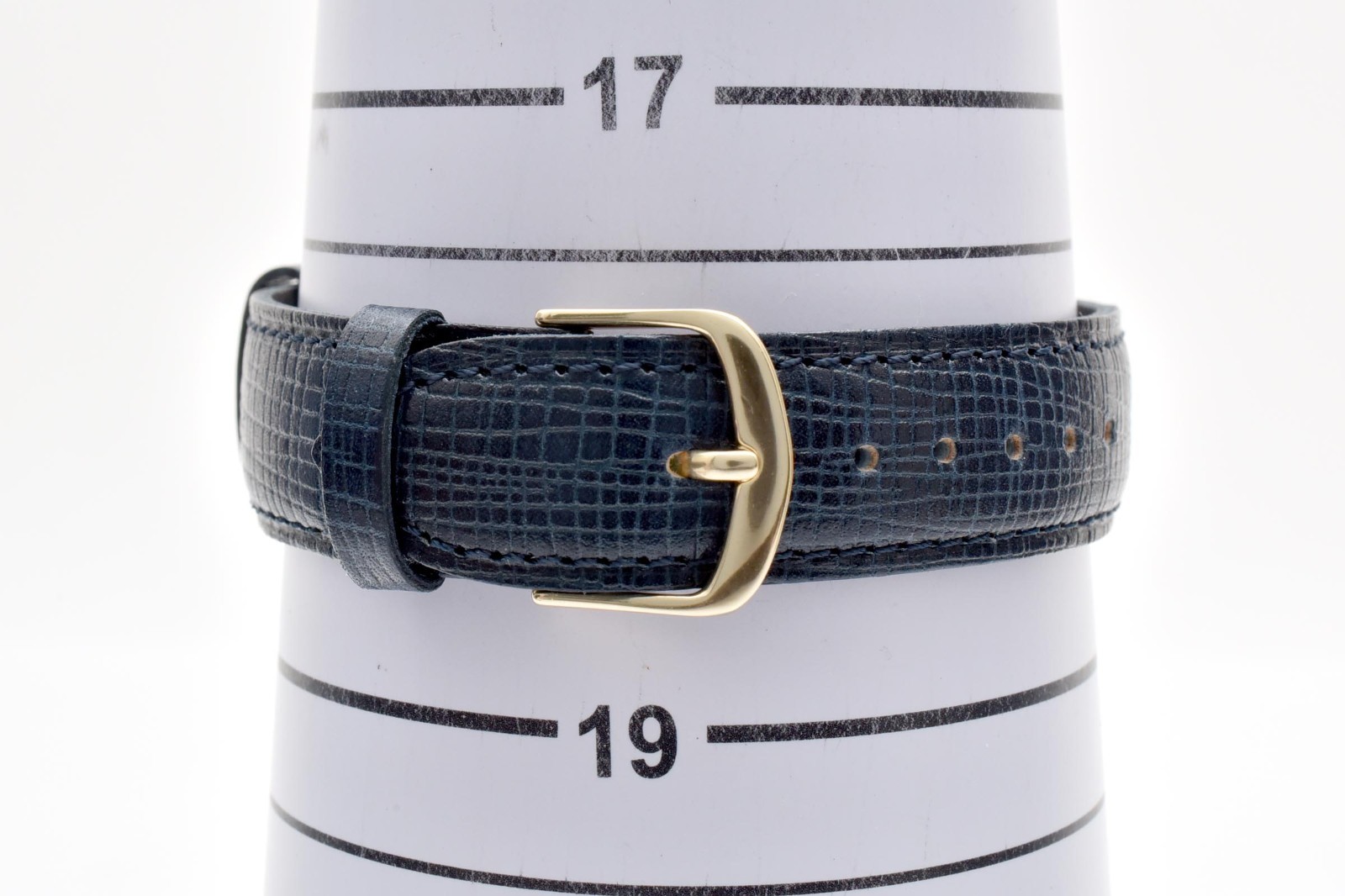 “N BELT” LONGINES Grande Classique L4.720.2 White Dial Qz Men Watch “Mint” JAPAN