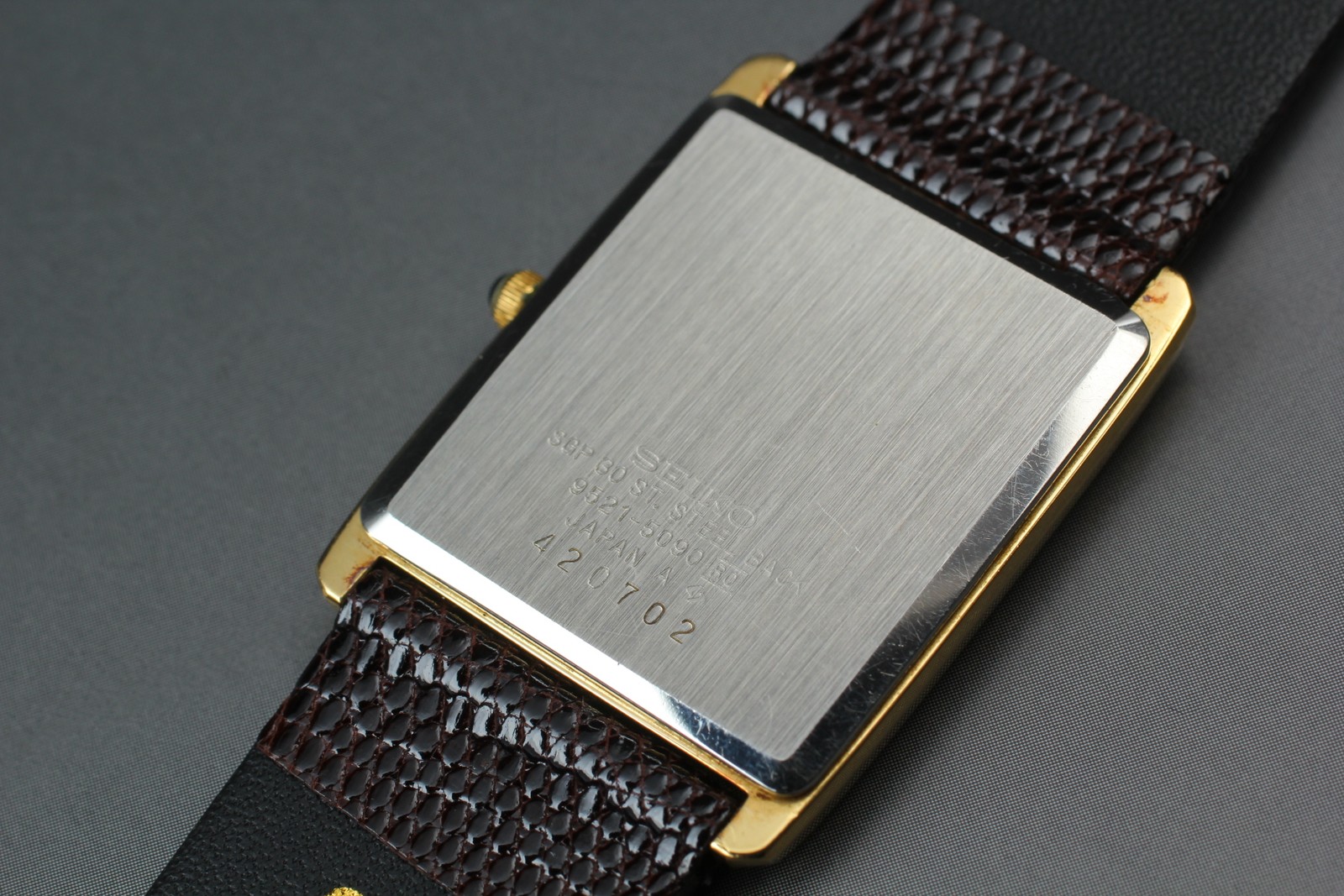 [Near MINT] Seiko Dolce 9521-5090 Gold Dial 26mm Quartz Men’s Watch From JAPAN