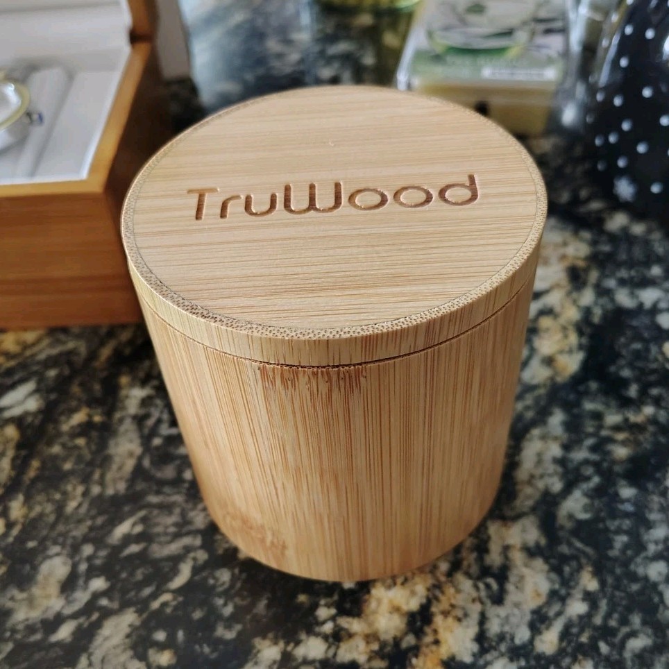 TruWood Men’s Wristwatch Brown/Beige Wood/Leather Analog Baton Indexes with Box