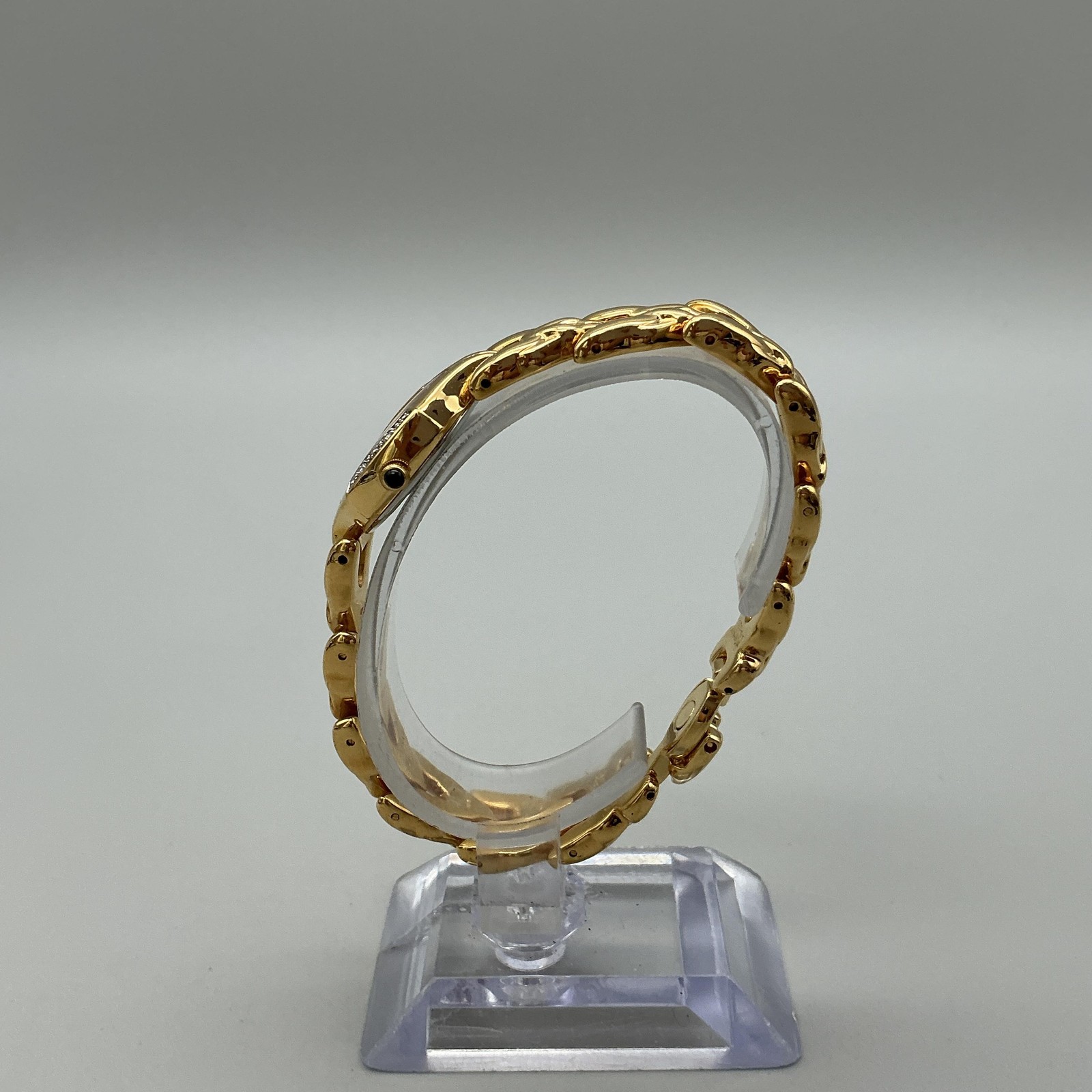 Seiko 4N00-6709 Womens Watch 18mm MOP Dial Gold Tone Diamond New Battery 7.75″