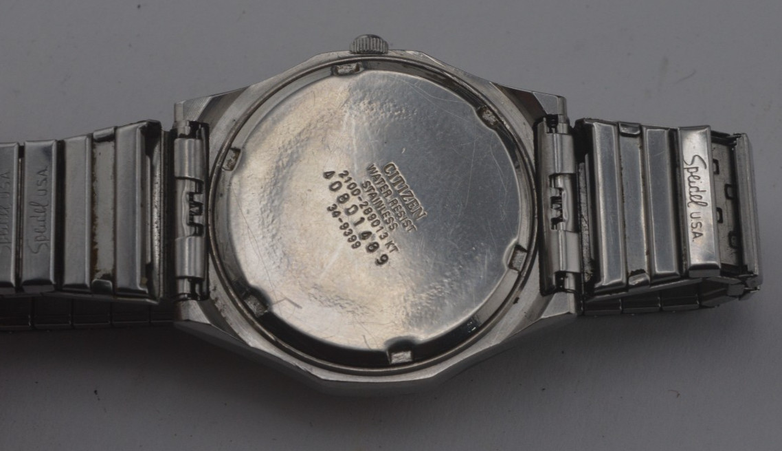 Citizen CQ quartz 2100-289013 kt Mens Date watch New battery runs great GUARANTE