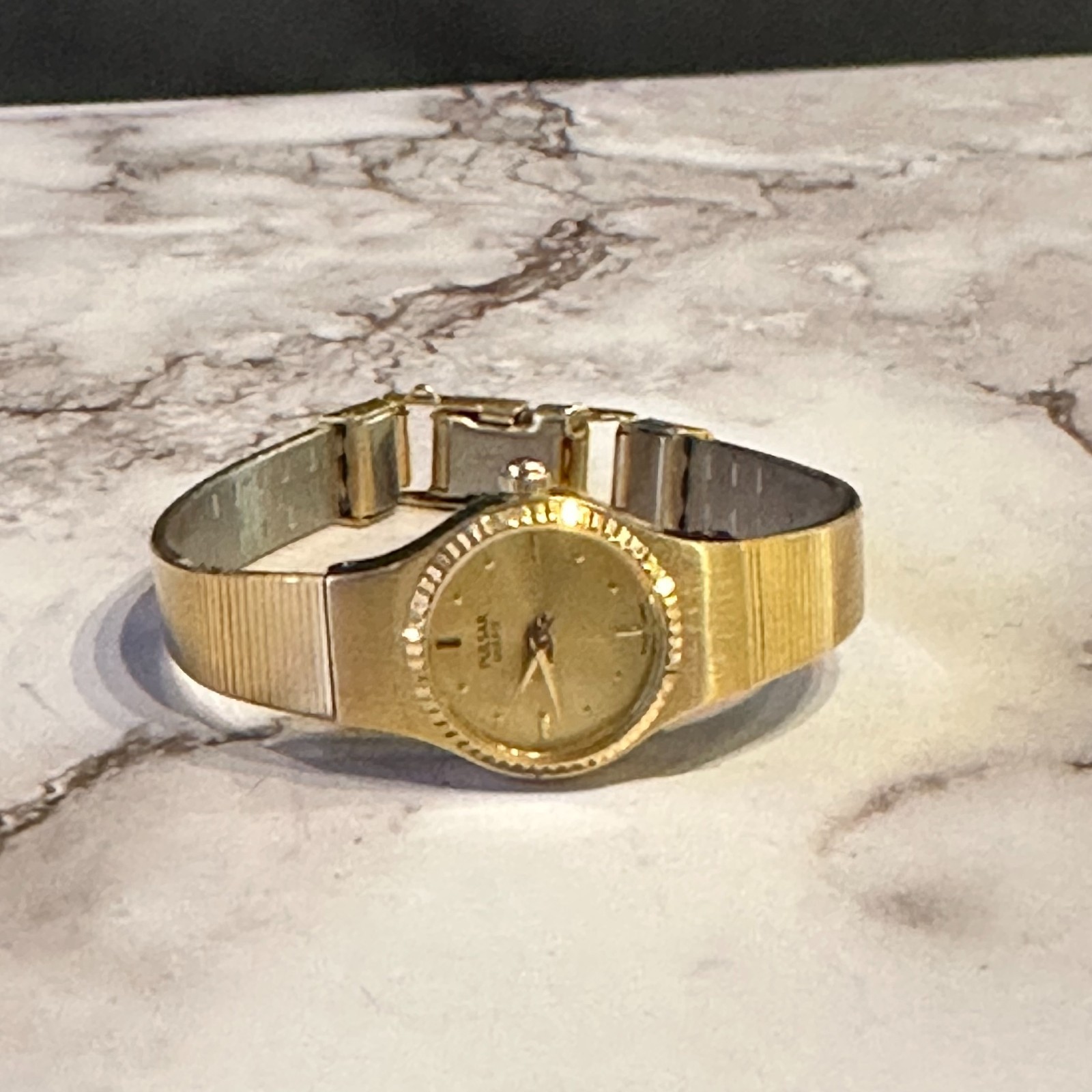 Vintage Pulsar Womens Watch Gold Tone Small Dial 15MM New Battery 5.75 Inch