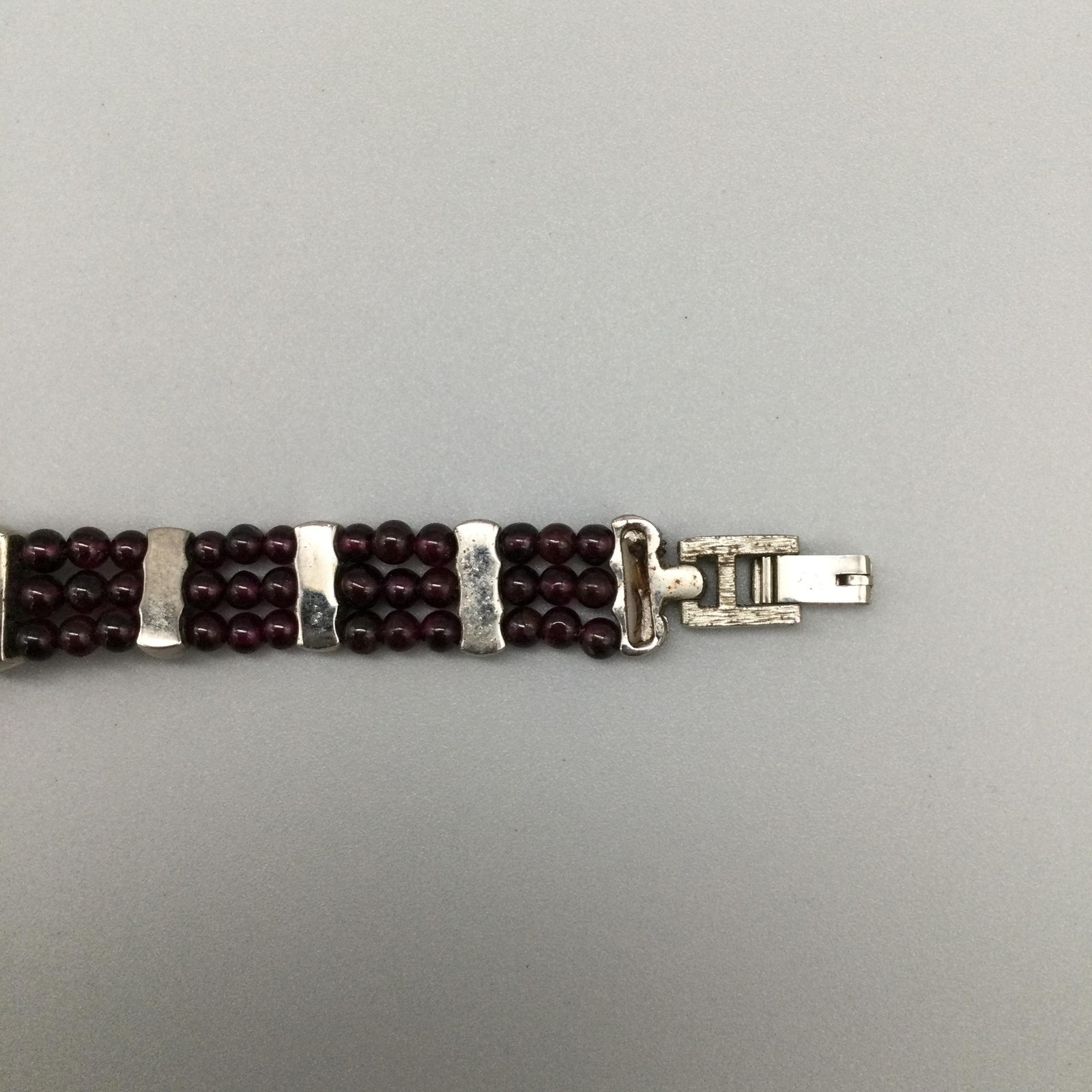 Avon Womens Watch 23mm Marcasite Red Bead Bracelet Silver Tone New Battery 6.5″