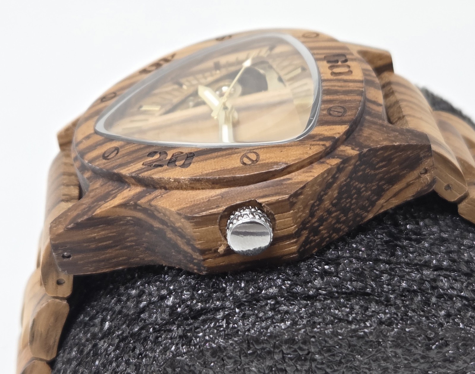 New Dentily Men’s Wooden Skeleton Automatic Mechanical Watch w/ Triangle Dial