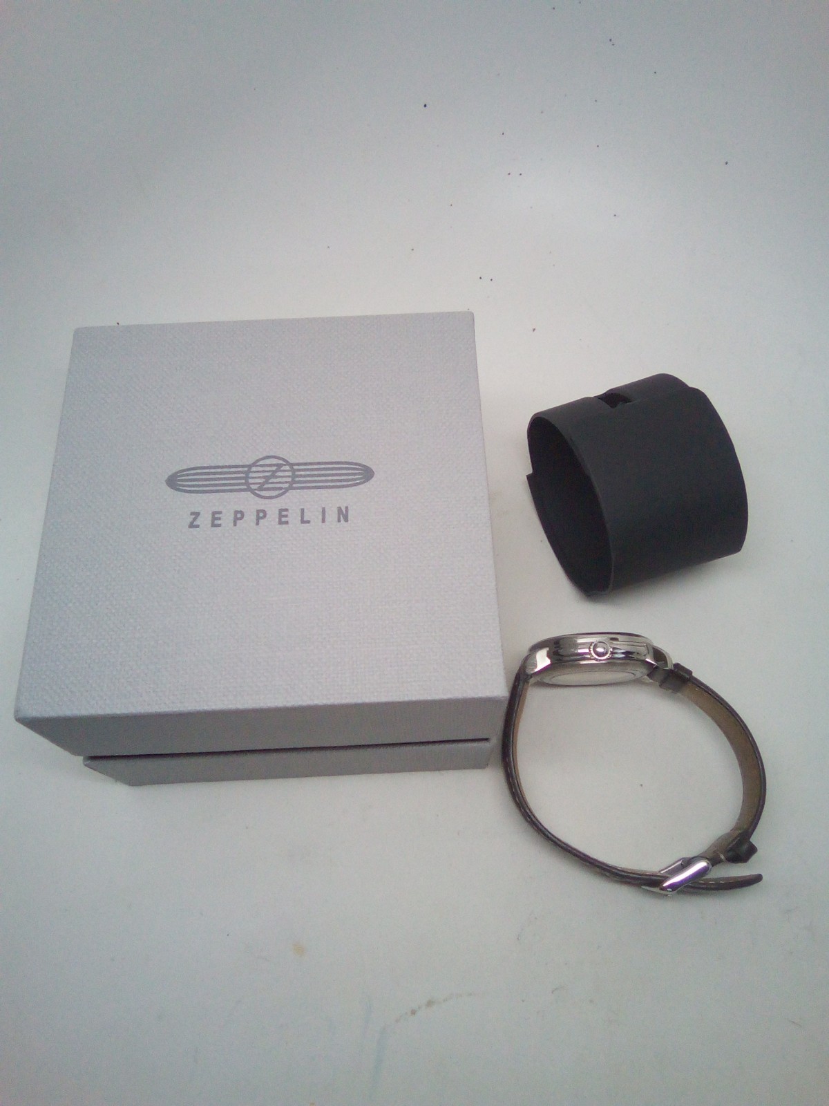 Zeppelin Series LZ127 Graf Germany Made Automatic 7656-1 76561 Men’s Watch