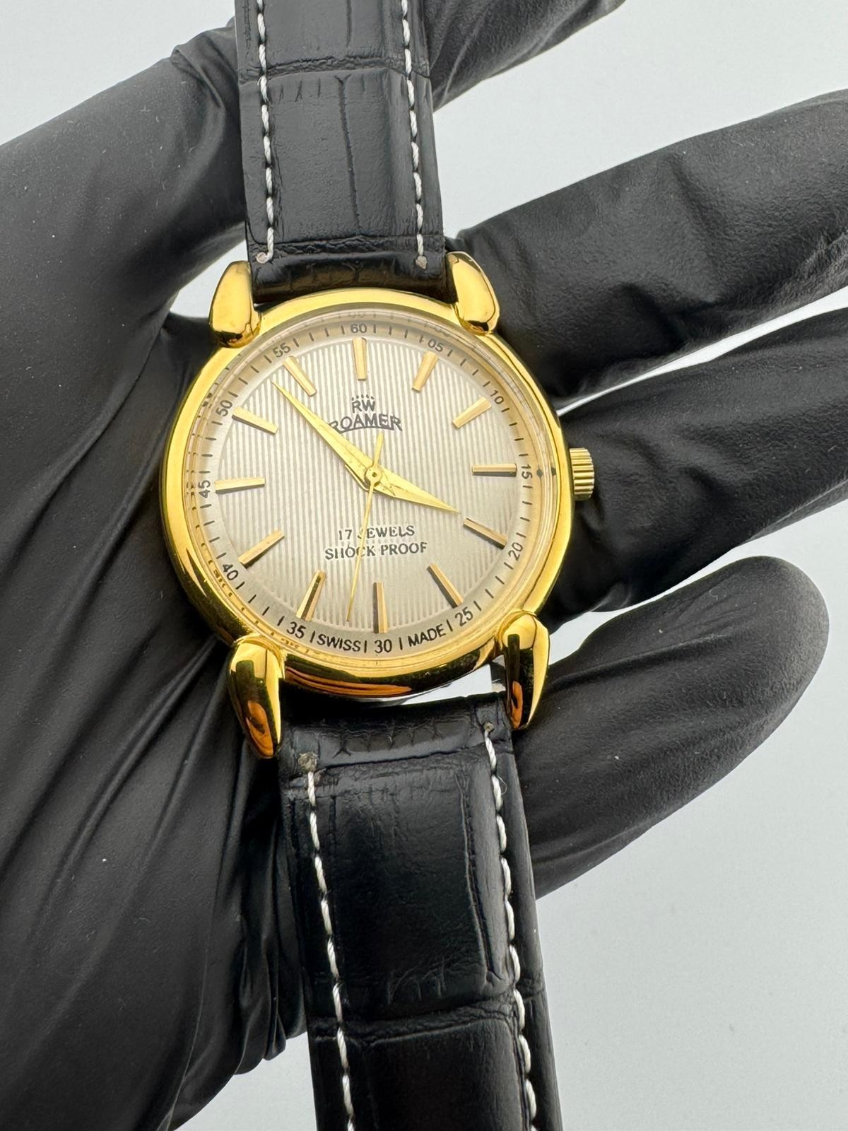 Rare Vintage Roamer ST96 Mechanical Men’s Watch – Mint