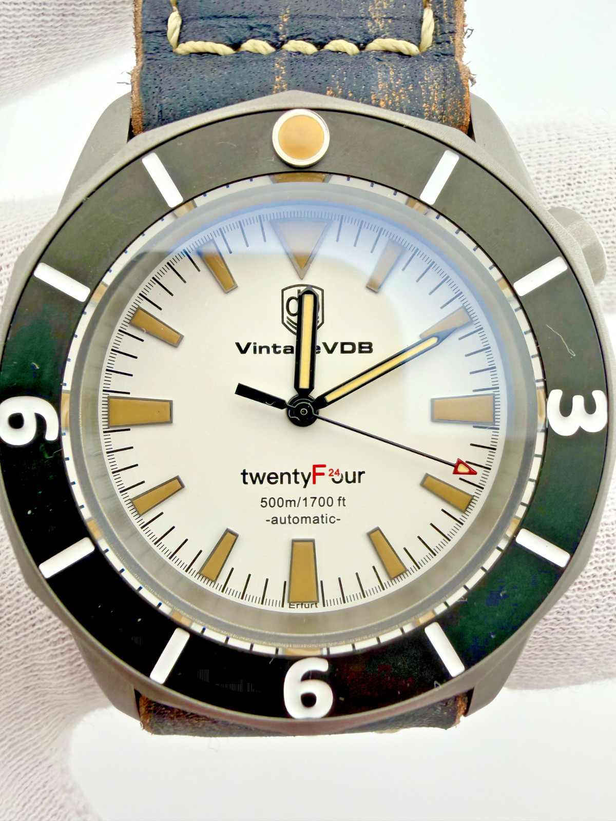 Vintage-VDB F24 Titanium – vintage leather strap – SWISS movement – BRAND NEW