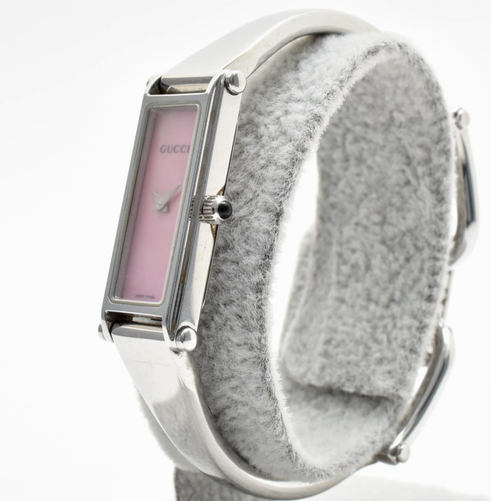 Vintage [N MINT] GUCCI 1500L Silver Pink Shell 12mm Qz Bangle Ladies Watch JAPAN
