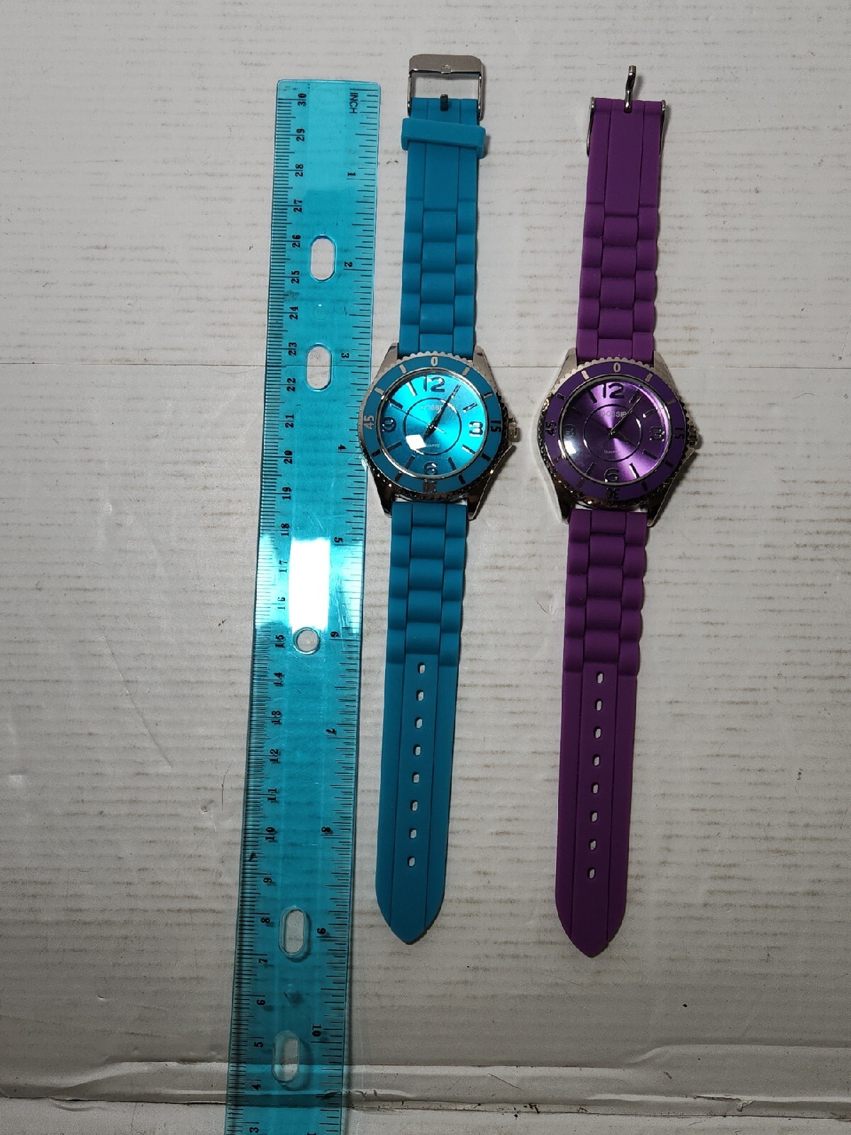 2 Pack Gossip Blue & Purple Dial Round Silicone Band Watches **NEED BATTERIES**