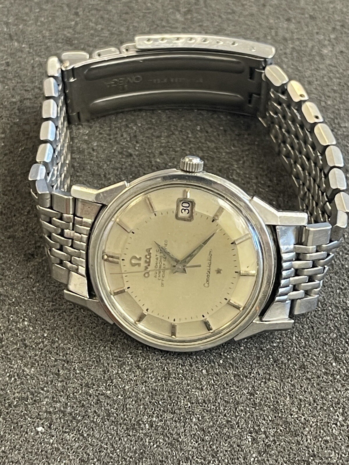 1964 Omega Constellation Cal. 561 Pie Pan Watch..TJ636