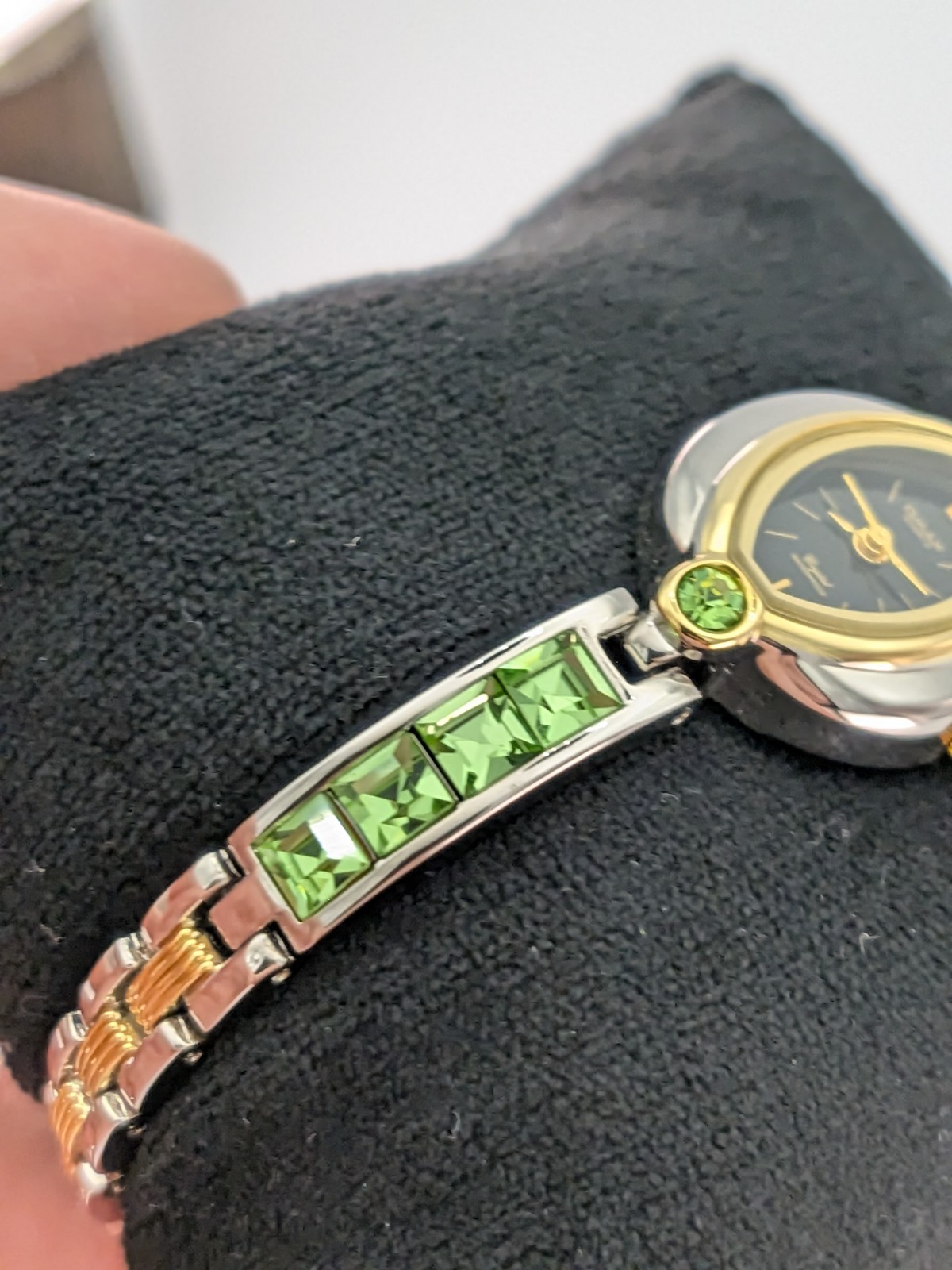 Ladies Watch Omax Japan Two Tone Crystal Dress Formal 7″