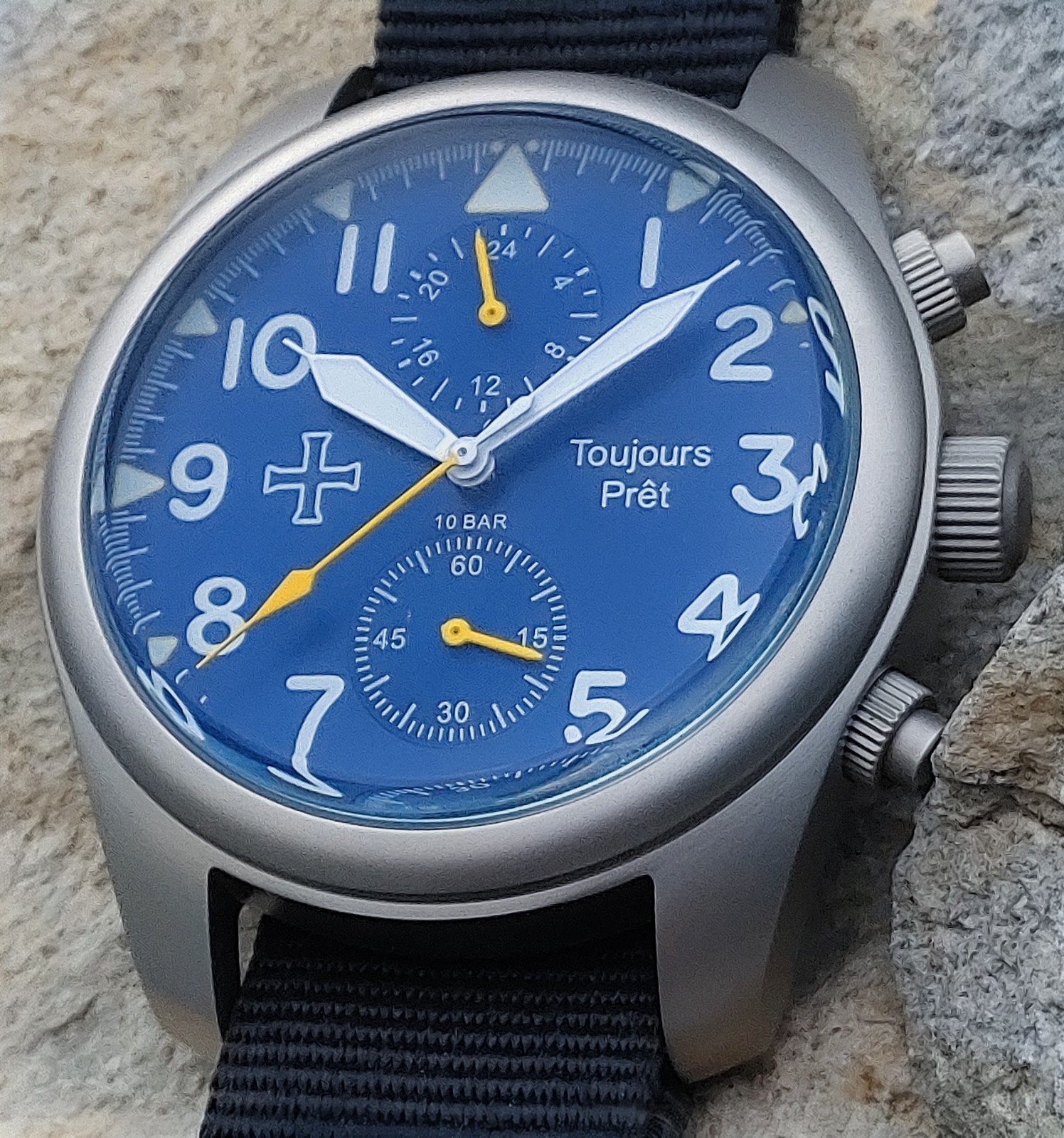 Toujours Pret GMT military field watch. Blasted stainless steel – Blue