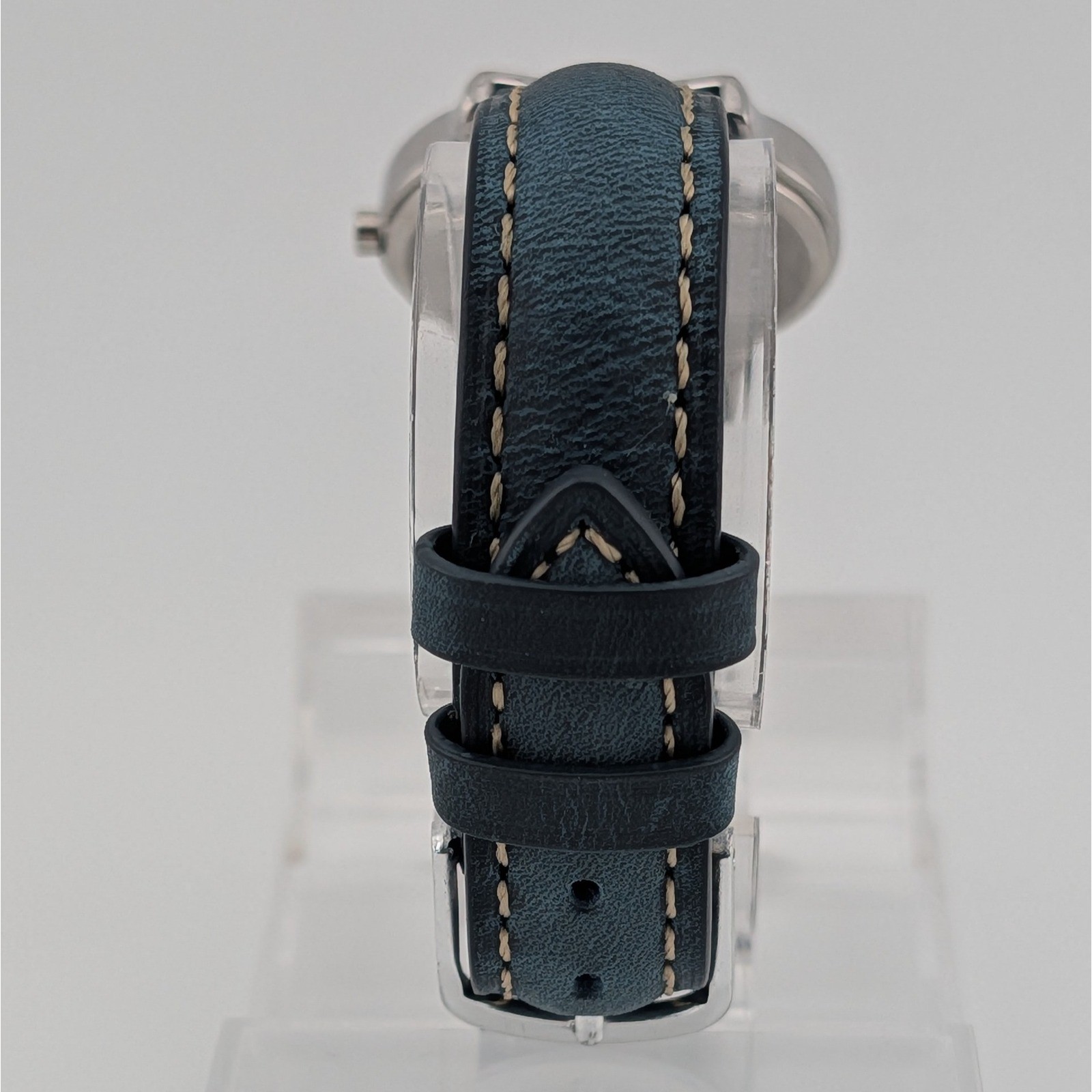 Fastrack Blue Minimalist Oval Watch Y2K Futuristic Art Dial India 30mm
