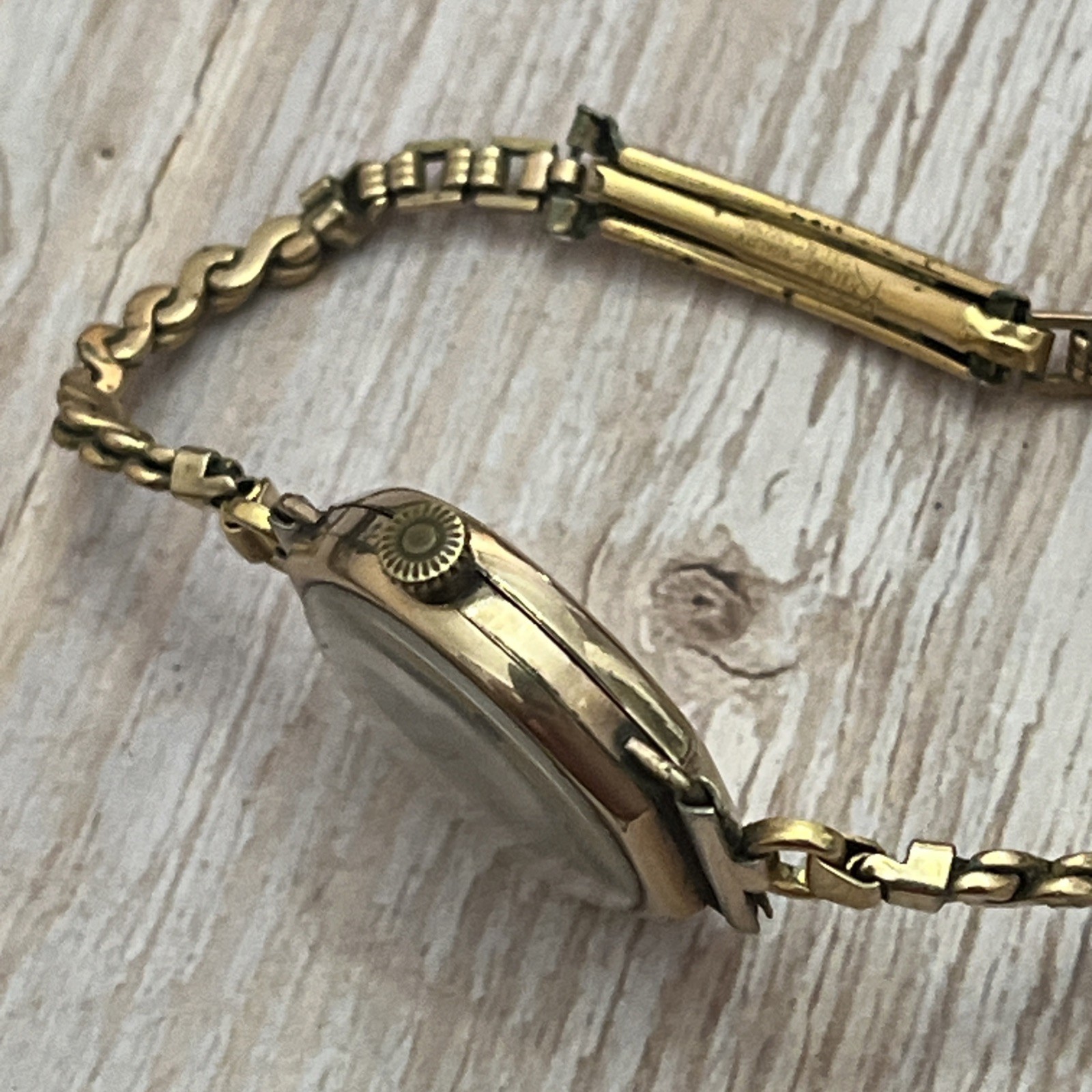 Art Deco 1922 Elgin 10/0s Grade 447 B&B Royal Gold Filled Ladies Wristwatch