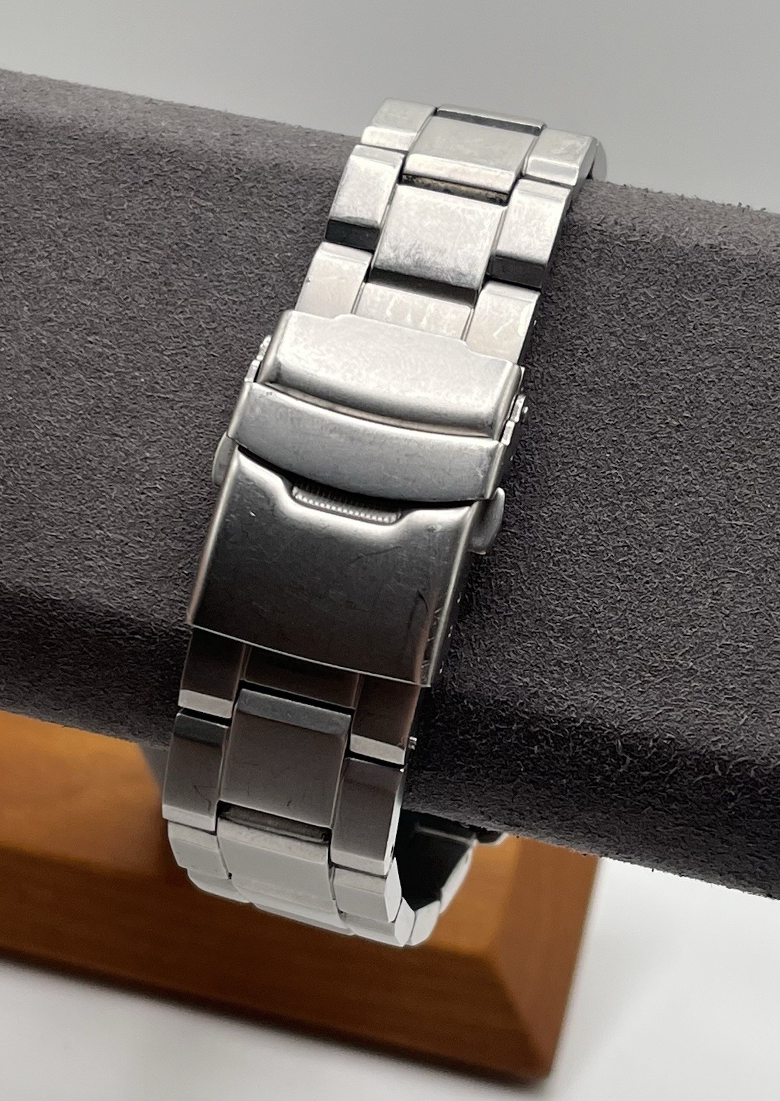 Tsovet Burgundy Blood JMT Men’s Automatic Watch – TS-4001-22