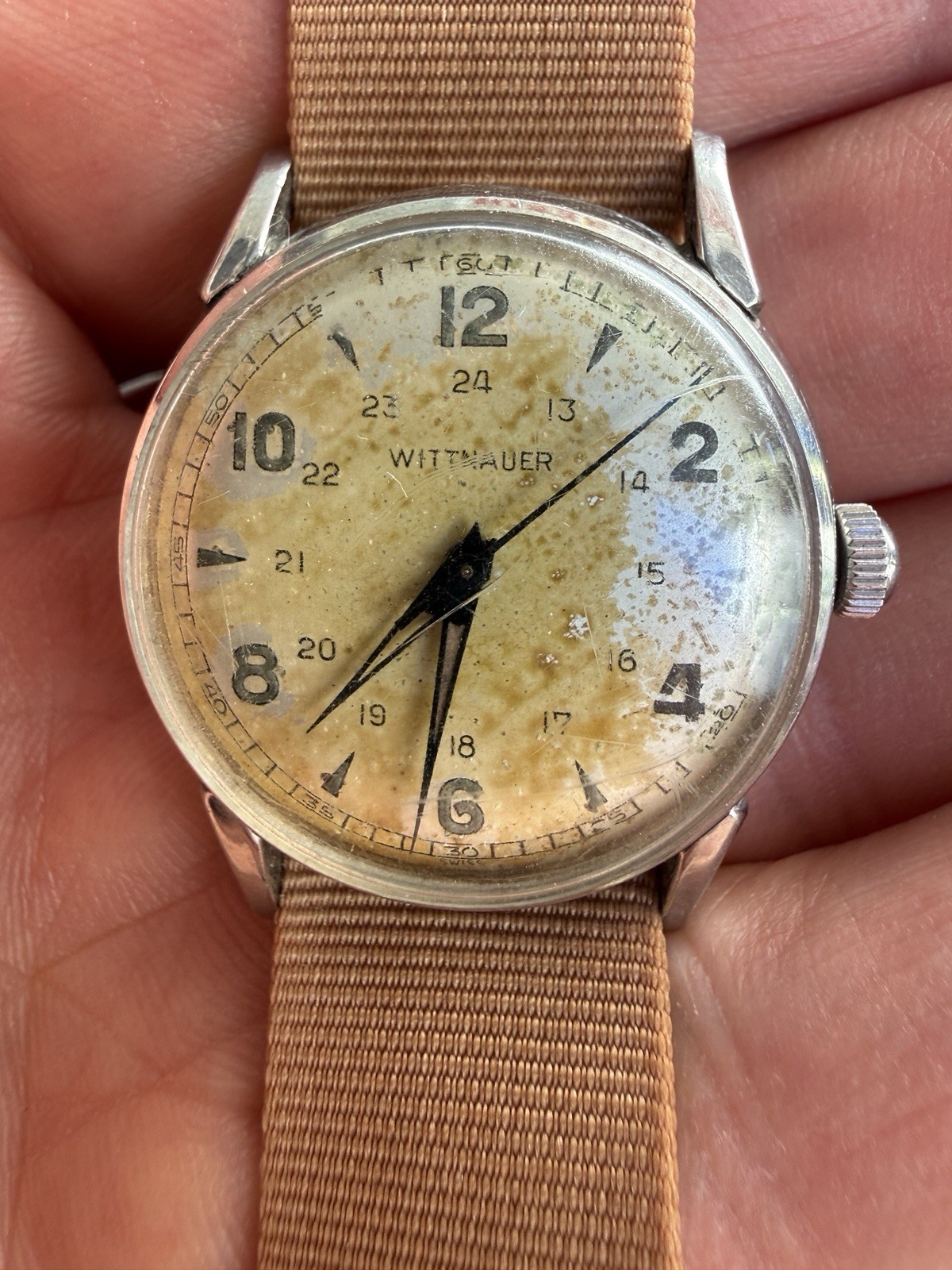 VINTAGE WITTNAUER MILITARY WATCH 11 ESB 17 JEWEL STAINLESS STEEL 24 HR DIAL