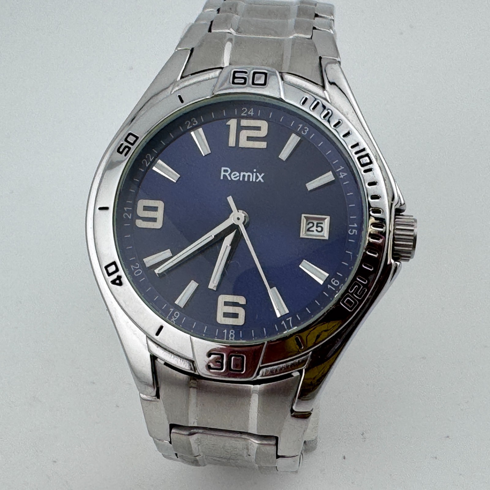 Remix USAA Quartz Watch Men 30m Silver Steel Blue Fixed Bezel New Battery 7.75″