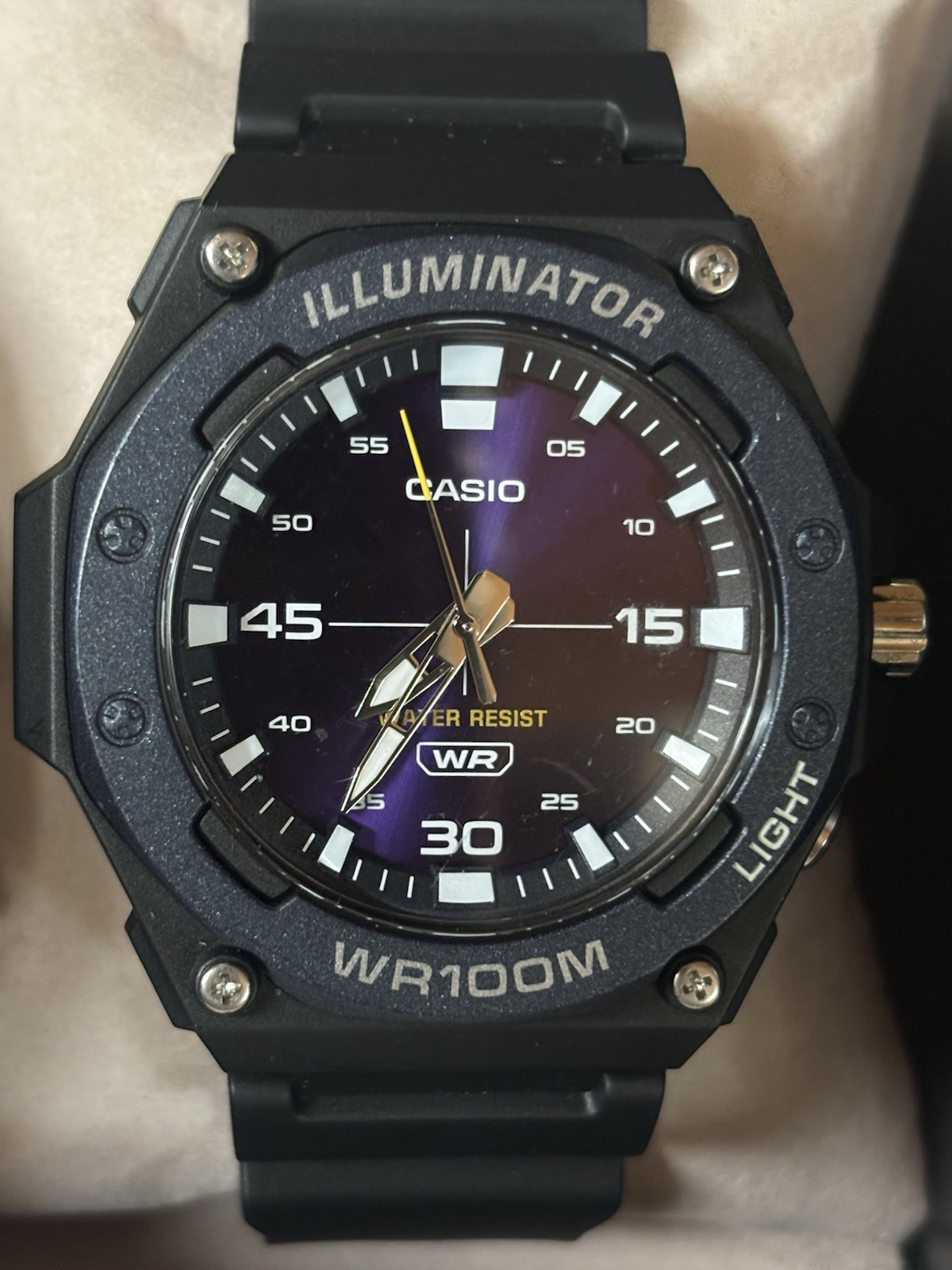 Casio MW620H Men’s Black Resin Watch, 100 Meter WR, Illuminator, Working