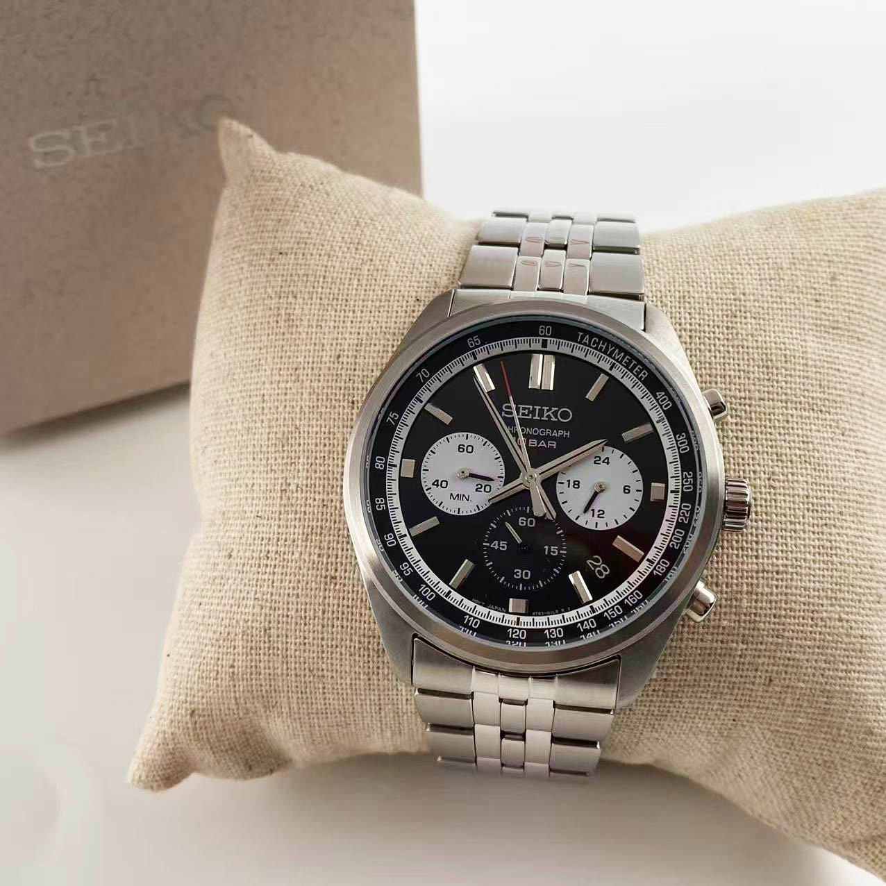 New Seiko Essentials SSB429 Black Dial Stainless Steel Men’s Quartz Watch 41.5mm