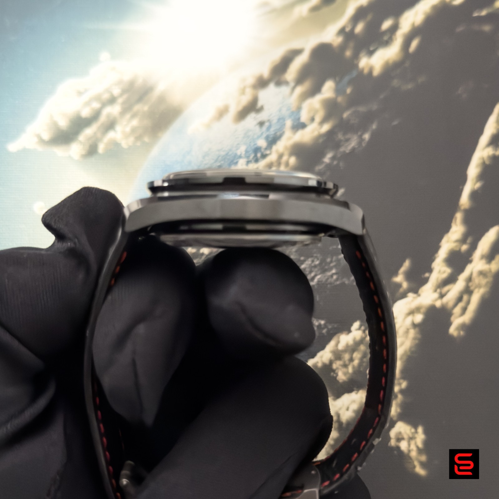 OMEGA Speedmaster Dark Side of the Moon 311.92.44.51.01.004 Pitch Black, B & P