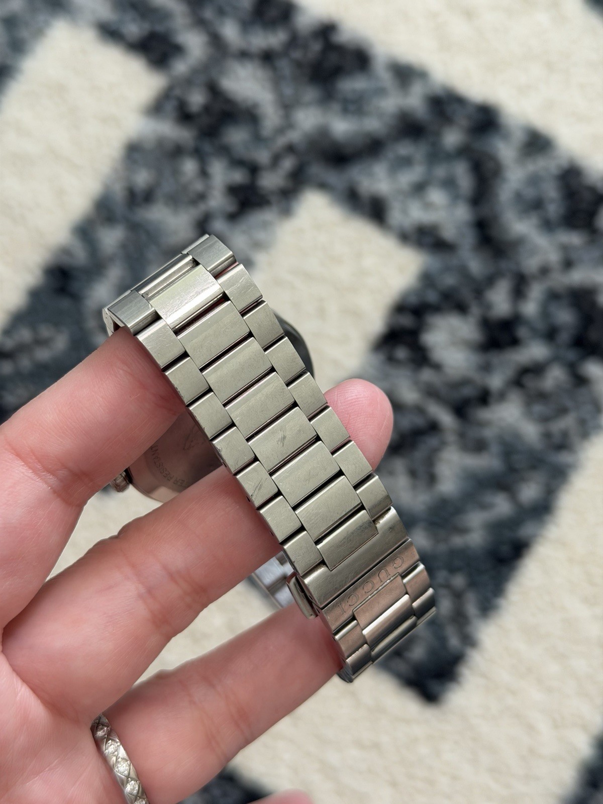 Gucci G-Timeless Bee Dial Swiss Quartz Watch Stainless Steel 38mm