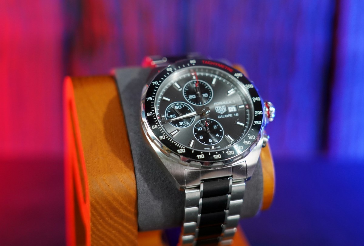 TAG Heuer Formula 1 Calibre 16 Auto Chronograph Full Set Box Papers (NJL029135)