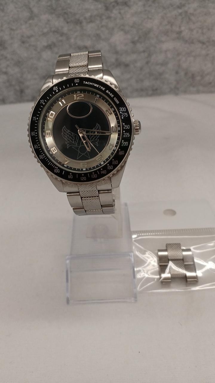 AVIREX AV003M Quartz Analog Men’s Wristwatch