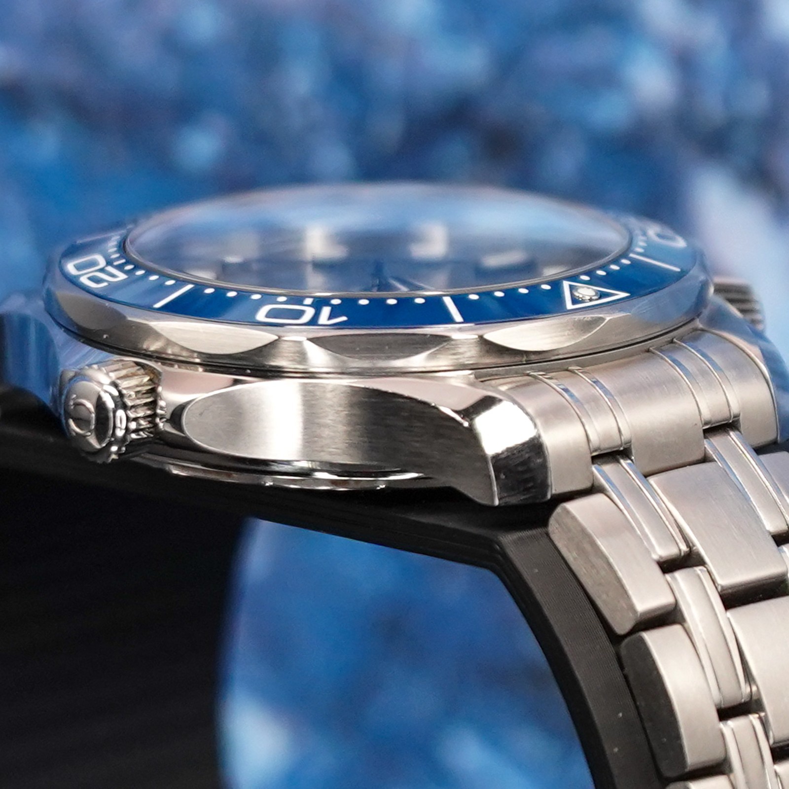 Omega Seamaster Diver 300M – 42mm – 210.30.42.20.06.001 – Grey Dial – 2019 – B&P