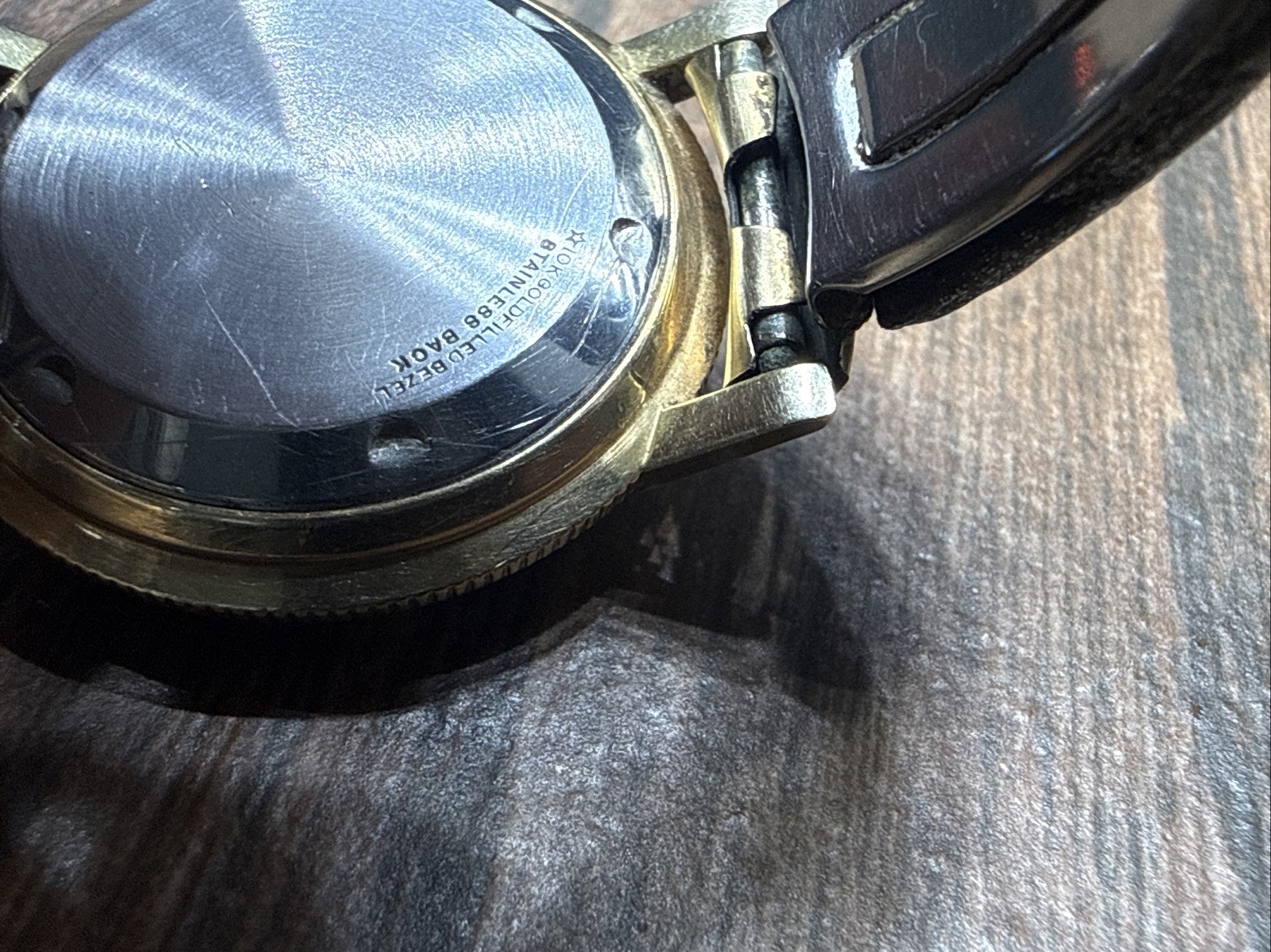 Vintage Wittnauer Automatic Mens Watch 10K Gold Filled Bezel Stainless