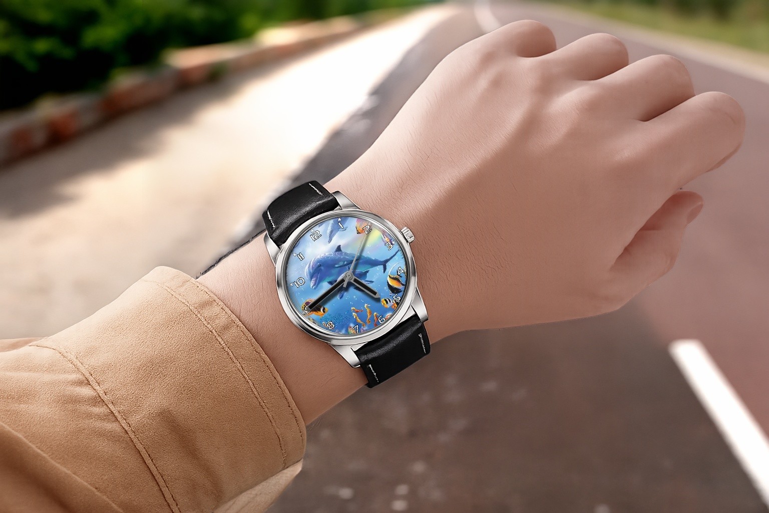 Dolphin Underwater World Unique Wrist Watch FAST UK