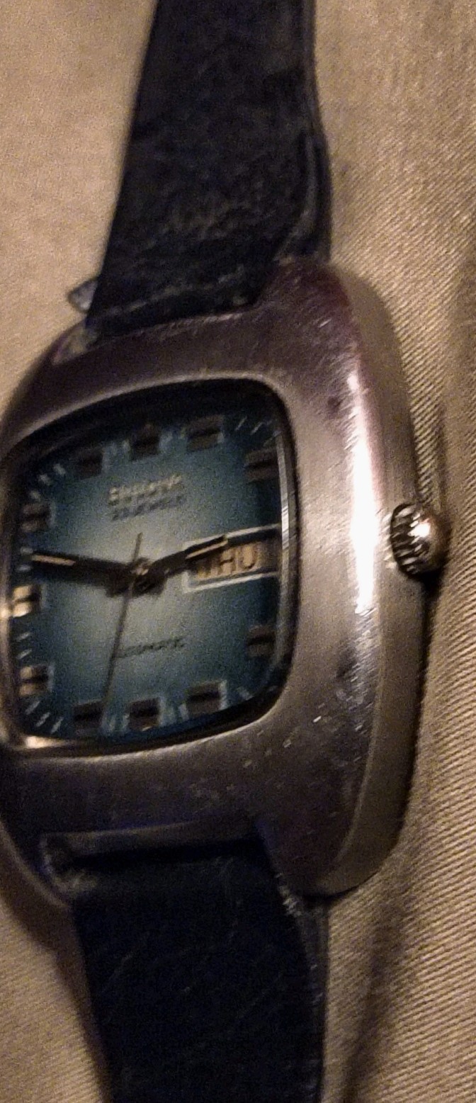 RARE RAKETA TV USSR Watch Day/Date Wrist Soviet Vtg Square PChZ Collectible