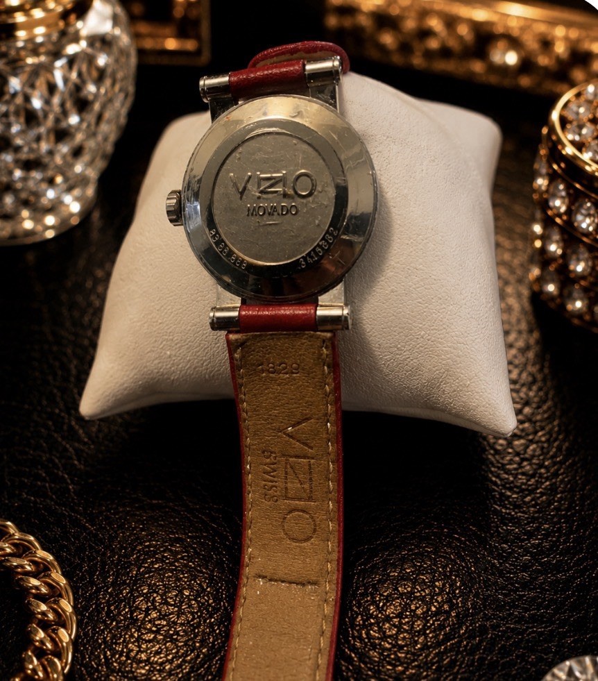 Movado Vizio Extremely Rare, Red Dial Women’s watch