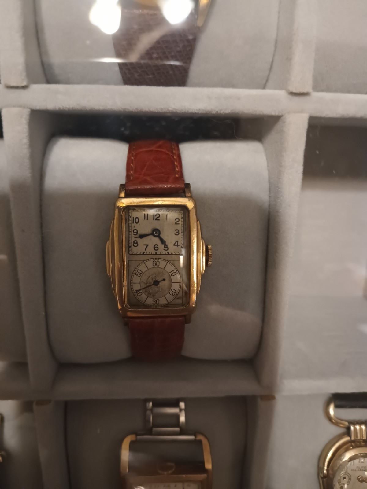 Vintage 1935 Accrobond 7J Doctors Watch Runs/Looks Great
