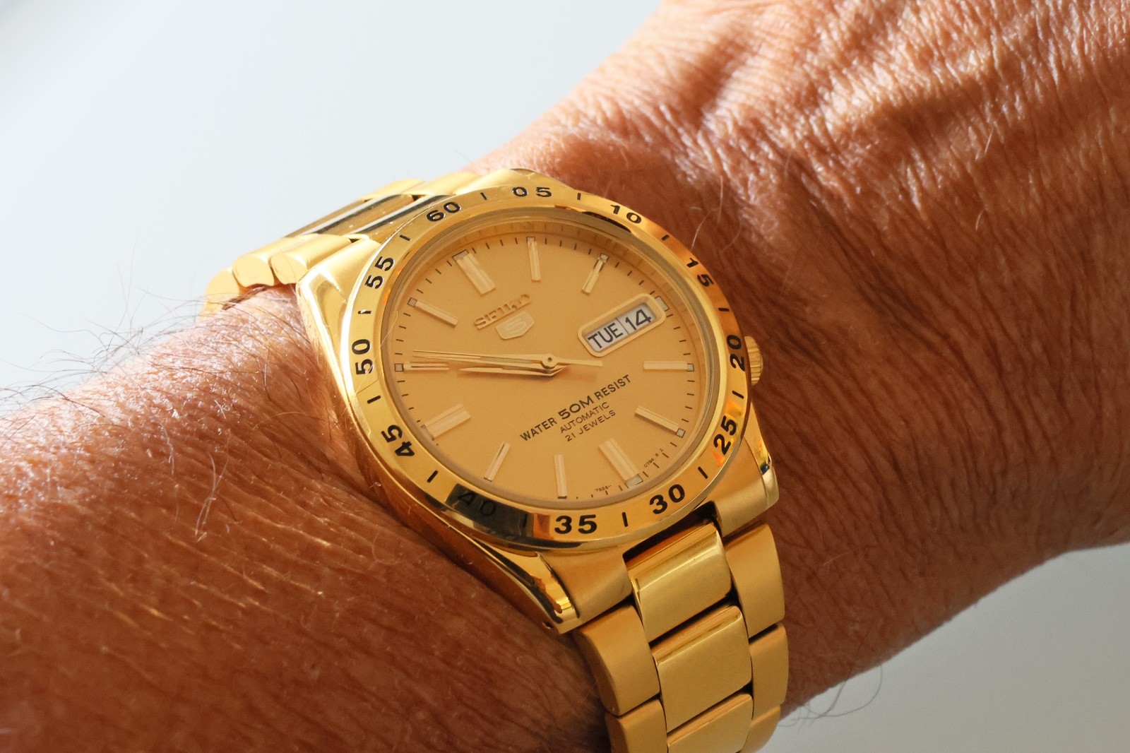 SEIKO 5 Automatic SNKE06K1 Gold Men’s Analog Sport Watch
