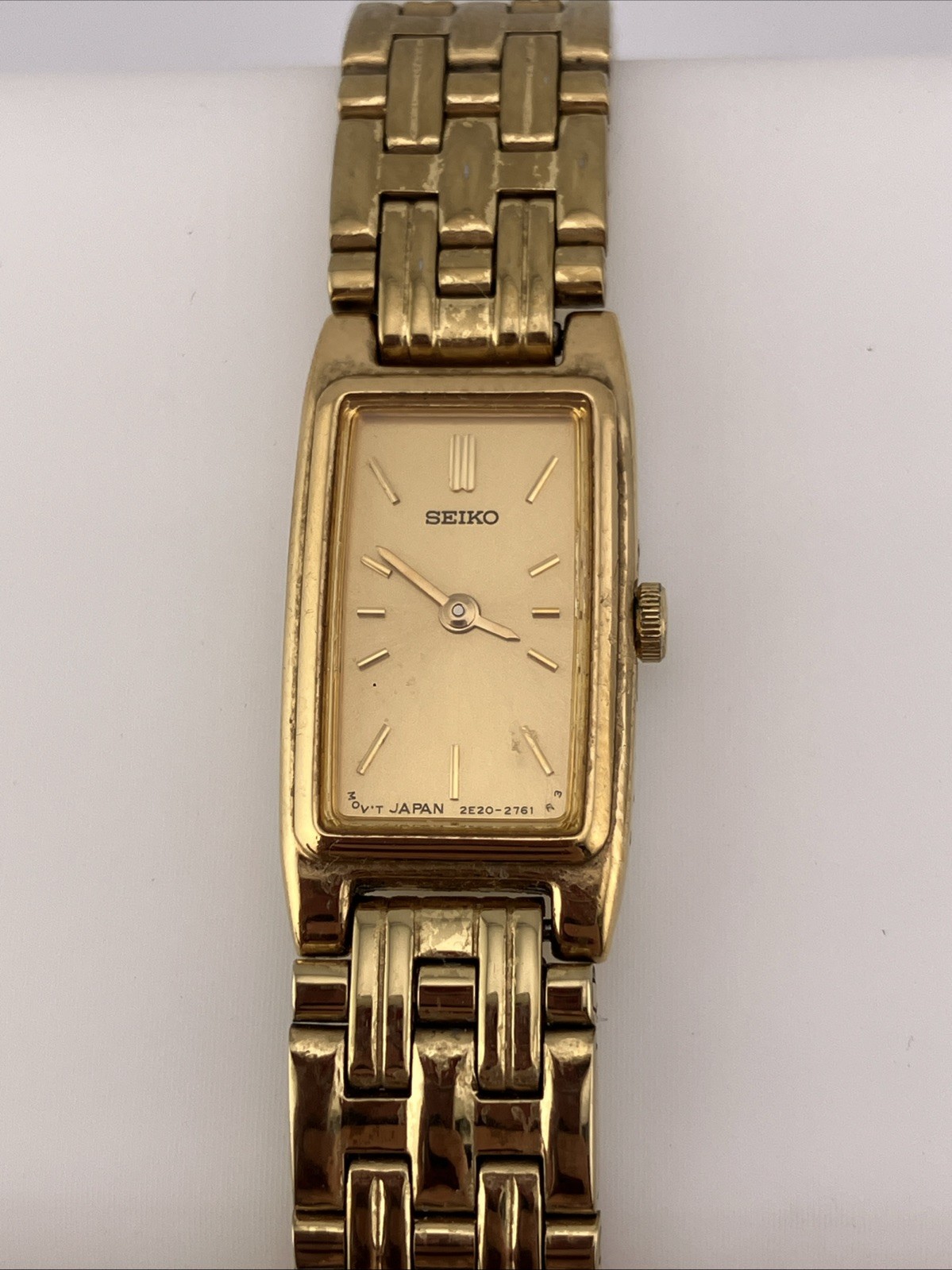 Vtg Seiko Ladies 13mm Watch Gold Tone Gold Tank Dial 5.75″ 2e20-7021 – RUNS