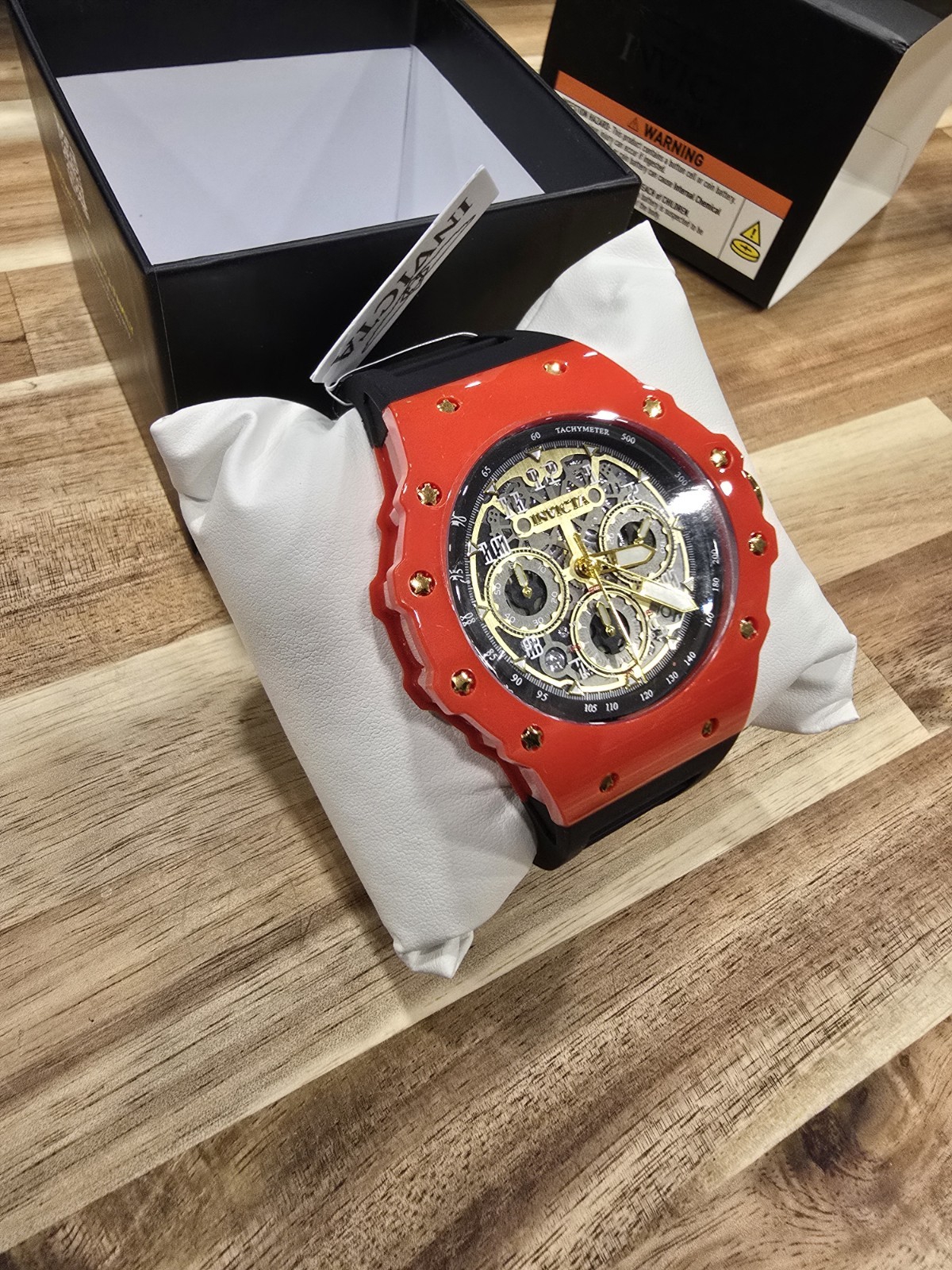 Invicta Racing Vaulthan Men’s Watch – 44mm 69685 Red W/ Black Band New