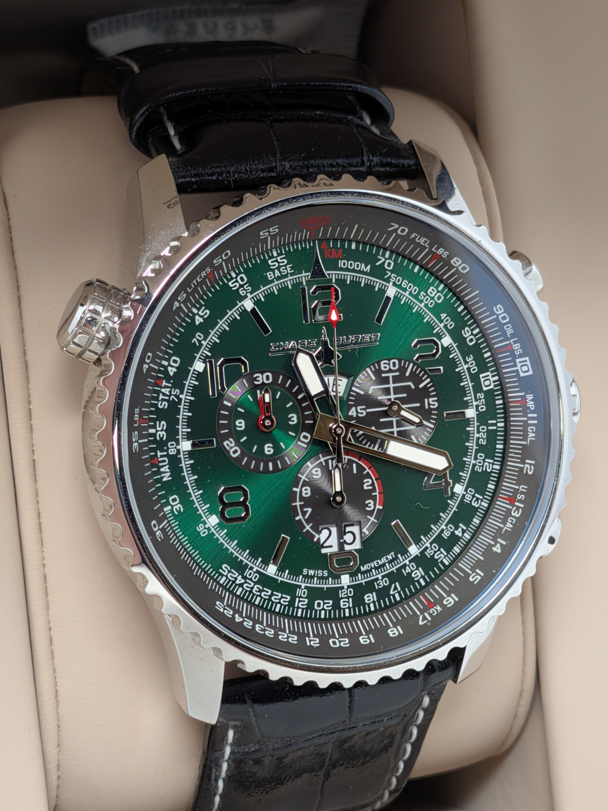 Chase-Durer Flight Commander CDW-0056 Chronograph Watch 49.5mm Green Dial Box