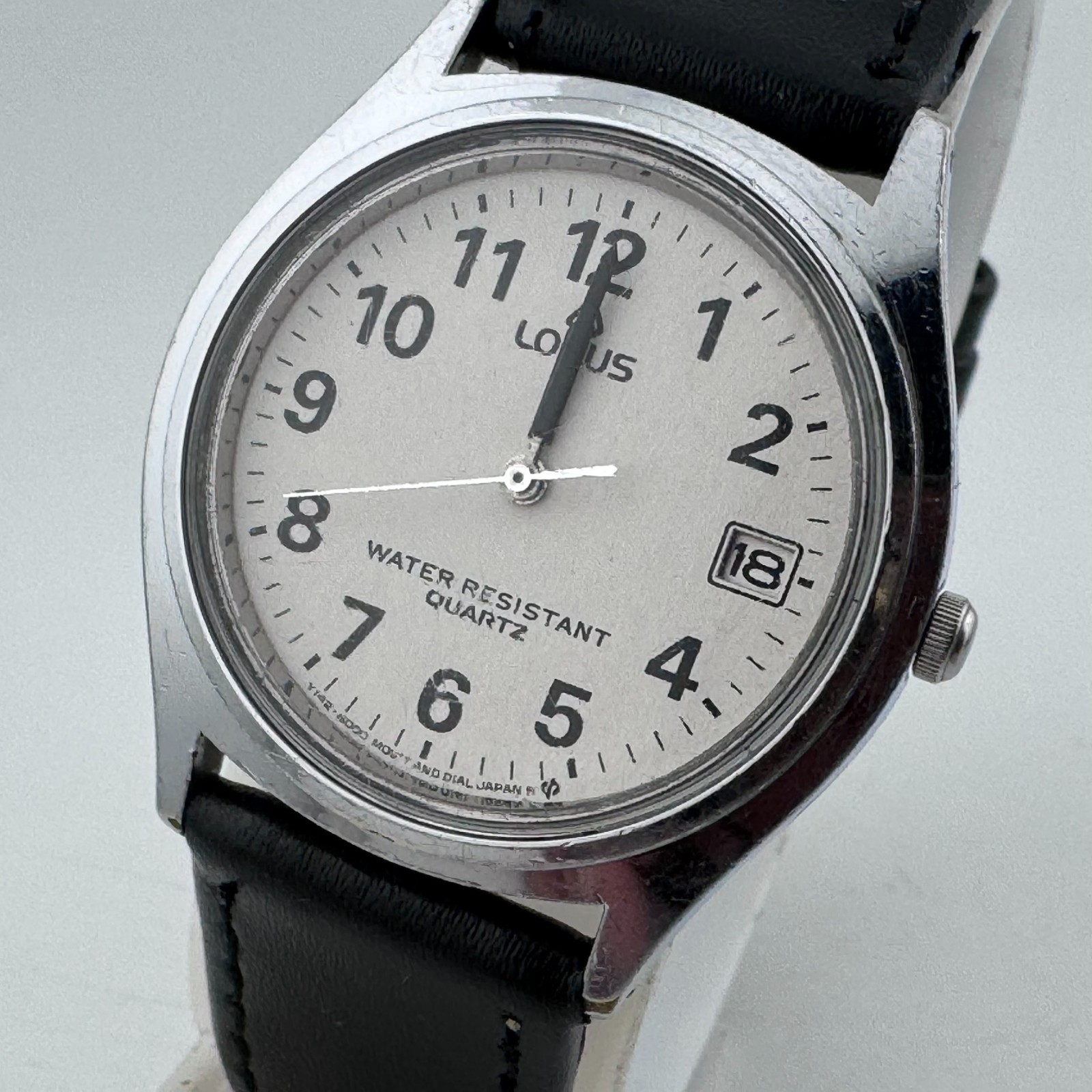 Vintage Lorus Quartz Watch Unisex Silver White Date Easy Read Leather New Batter