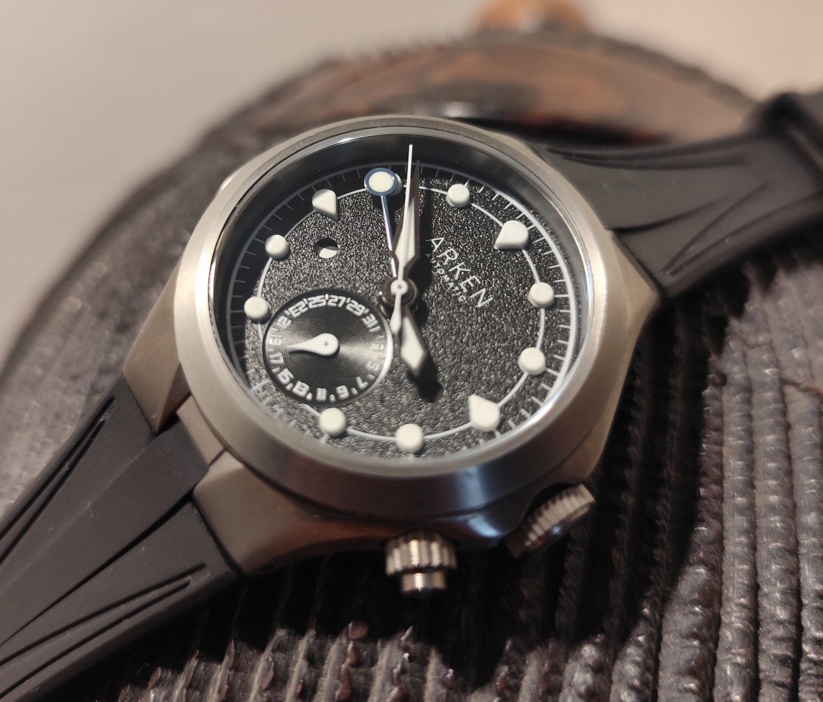 Arken Alterum Black GMT
