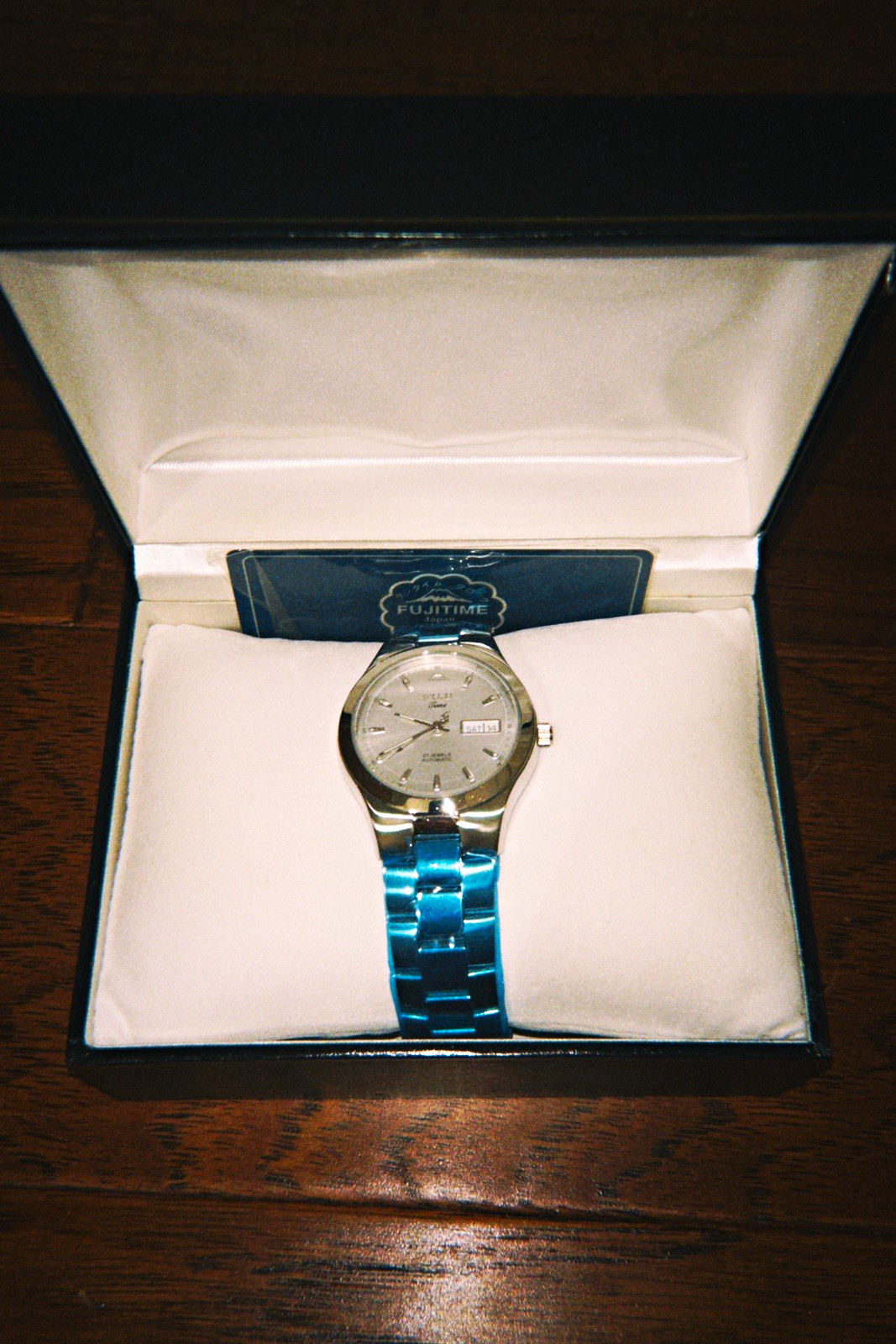 FUJITIME Automatic Day/Date Silver Dial Blue Metal Bracelet w/ Box & Papers