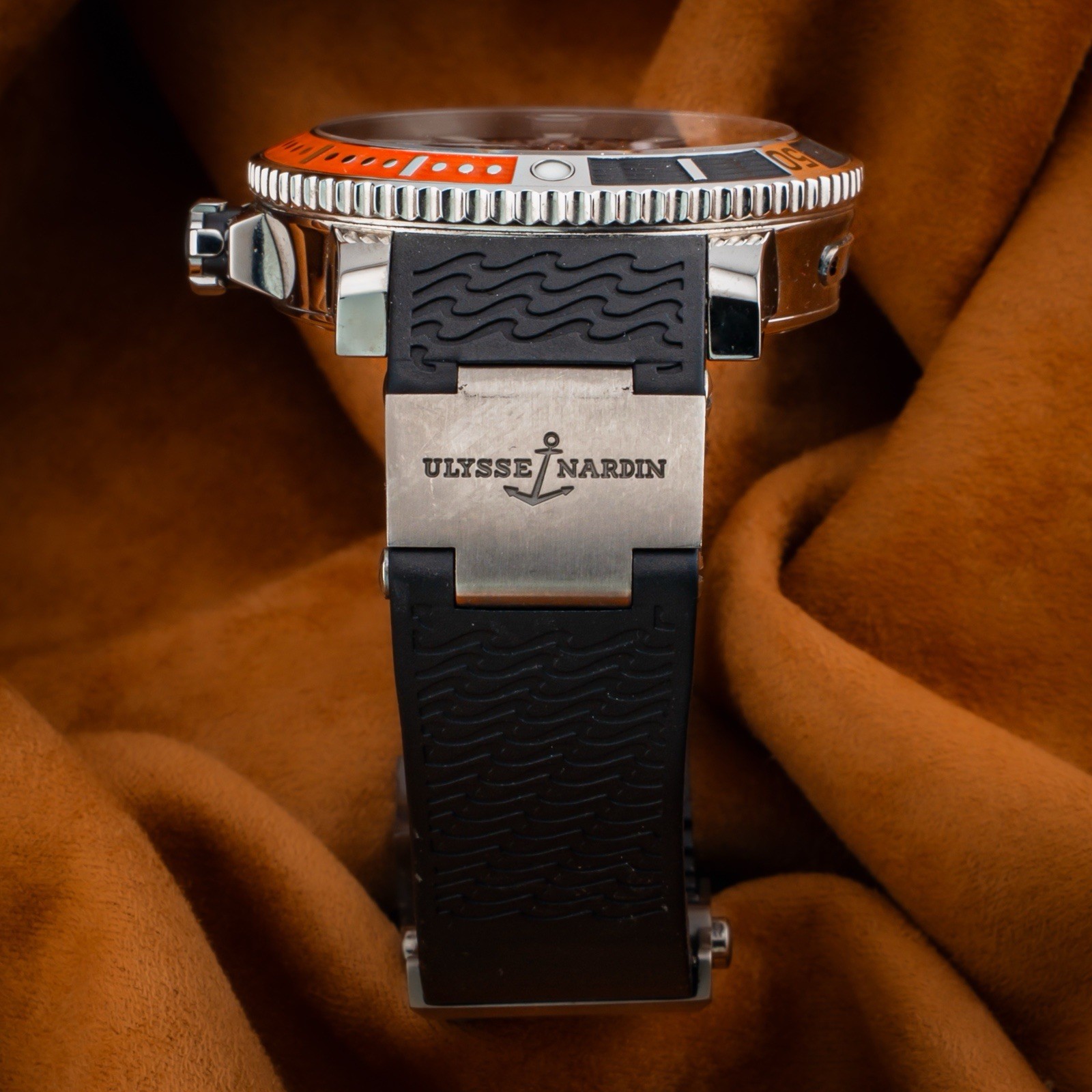 Ulysse Nardin Maxi Marine Diver Orange 45mm Limited Edition Excellent Condition